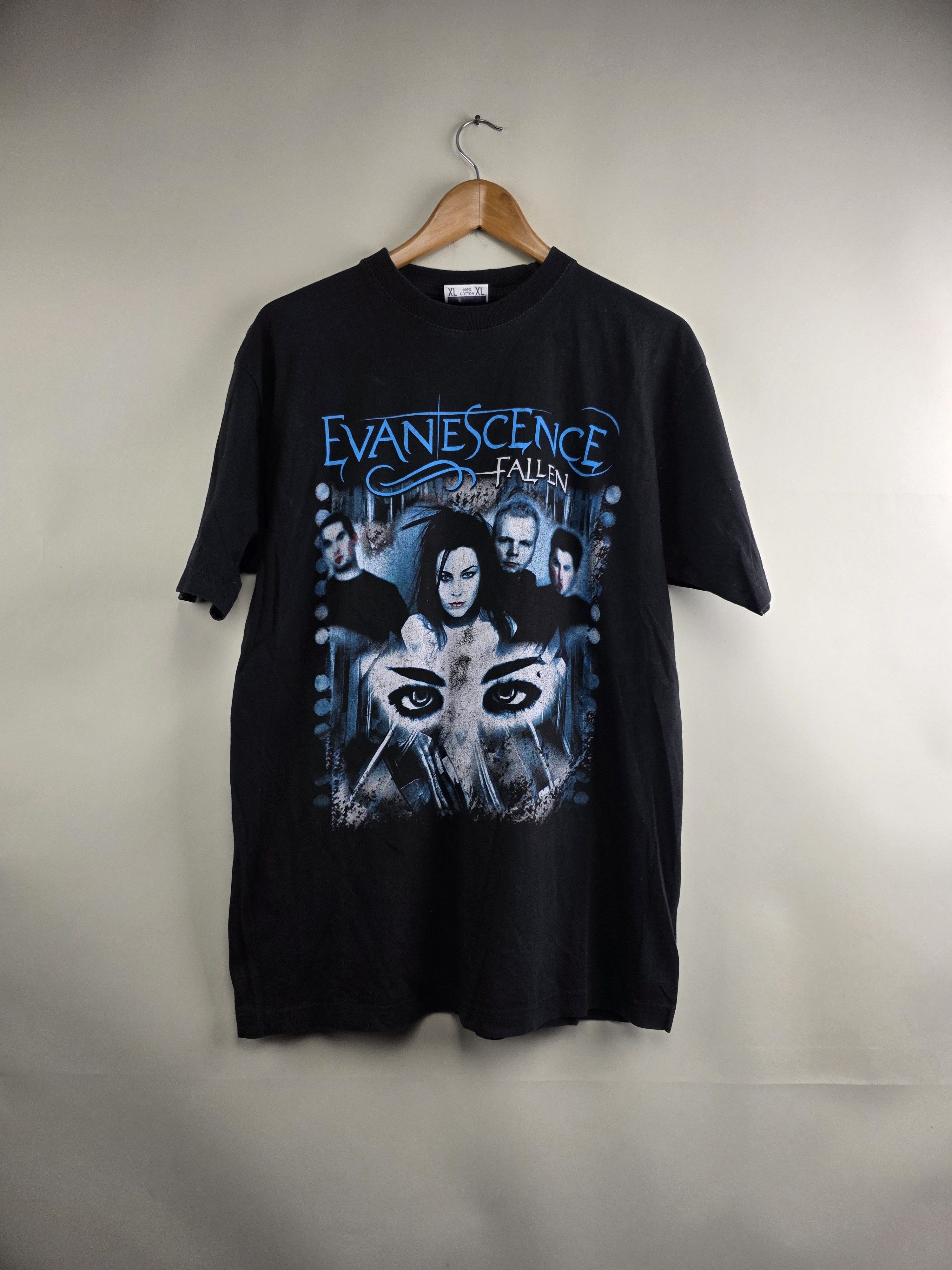 Band Tees × Vintage 2003 Evanescence Fallen XL 22.5" 29" Size US XL / EU 56 / 4 - 1 Thumbnail