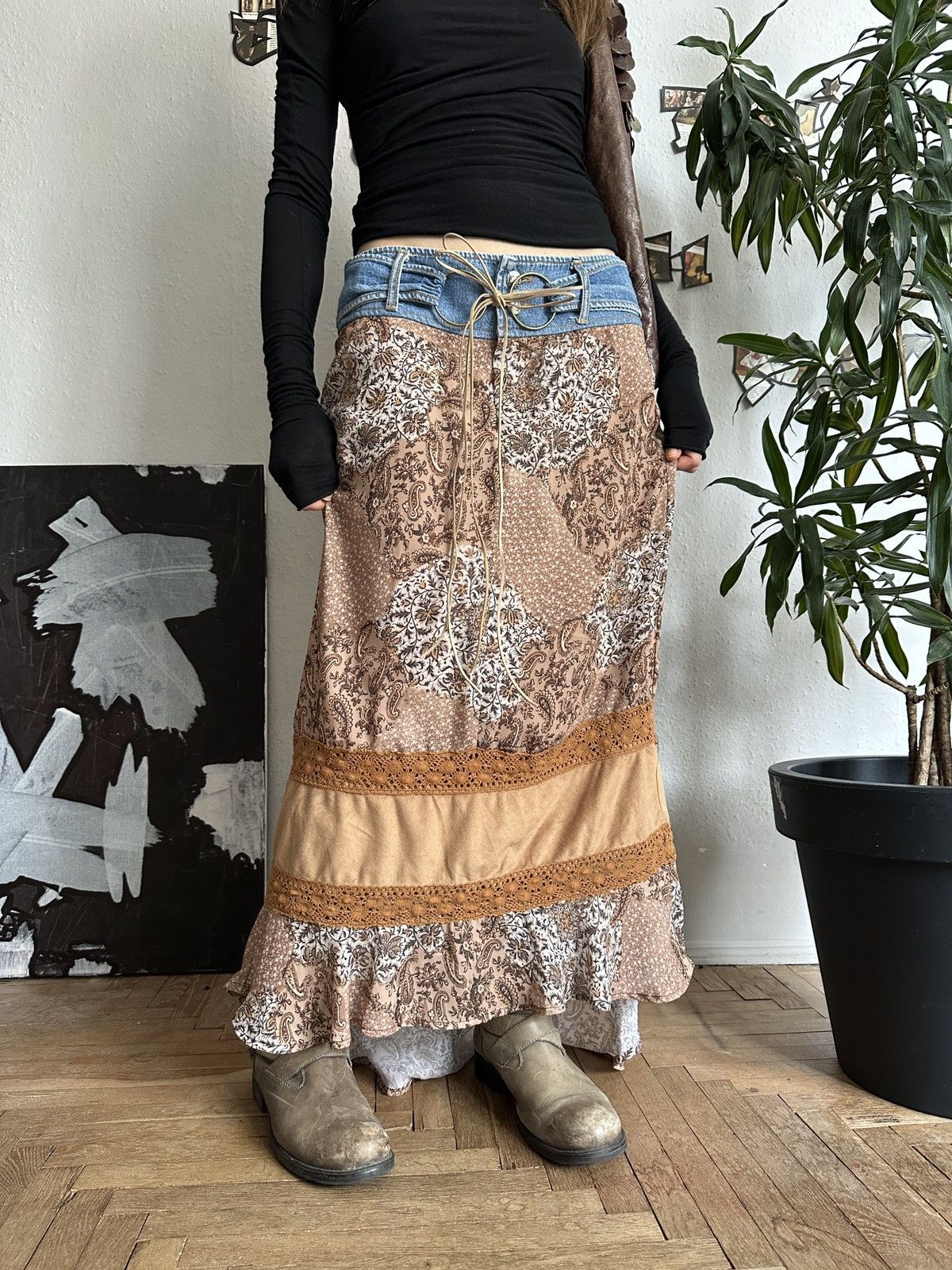 Seditionaries Boho Hippie Western Mixed Fabric Maxi Skirt Size 32" / US 10 / IT 46 - 1 Thumbnail