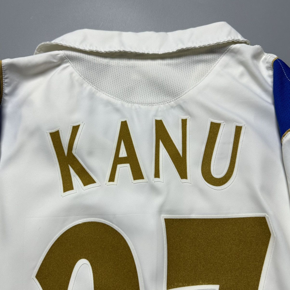 Vintage PORTSMOUTH JAKO 2006/2007 FOOTBALL AWAY JERSEY #27 KANU Size US L / EU 52-54 / 3 - 15 Thumbnail