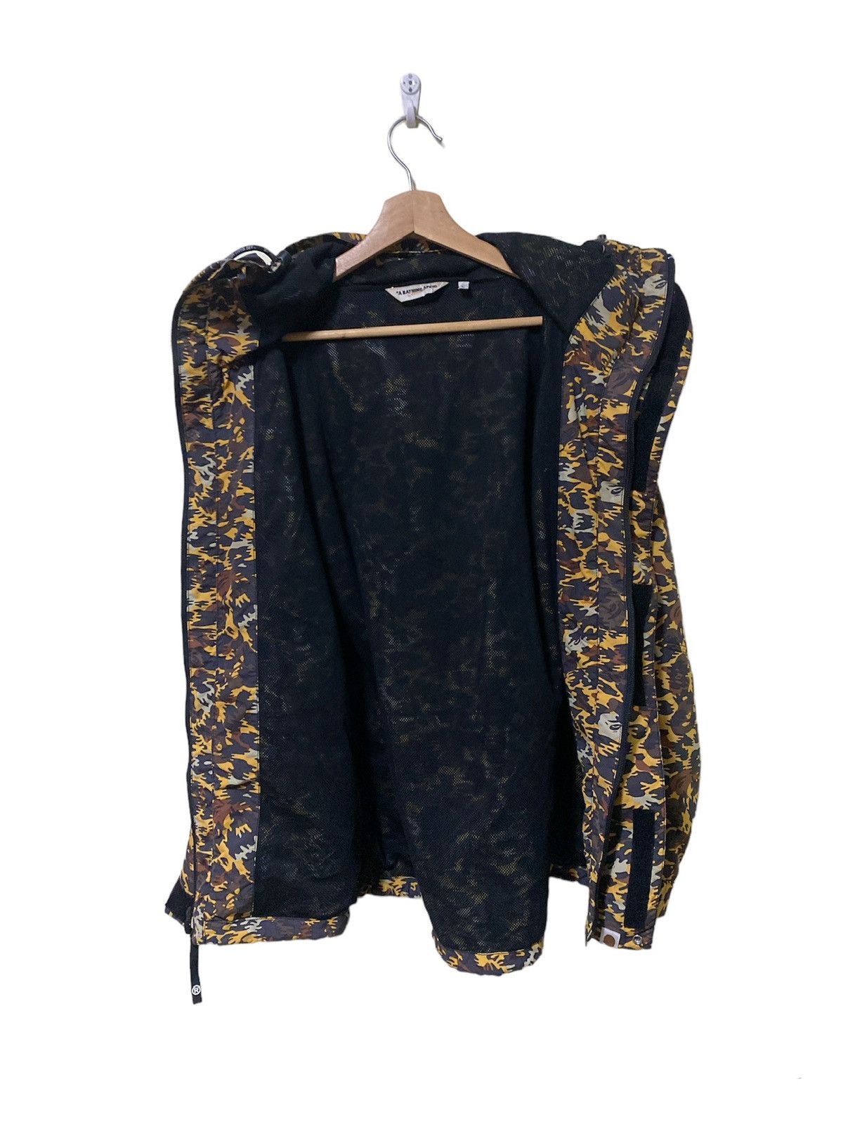 Bape Leopard Camo Snowboard Jacket Size US L / EU 52-54 / 3 - 11 Thumbnail