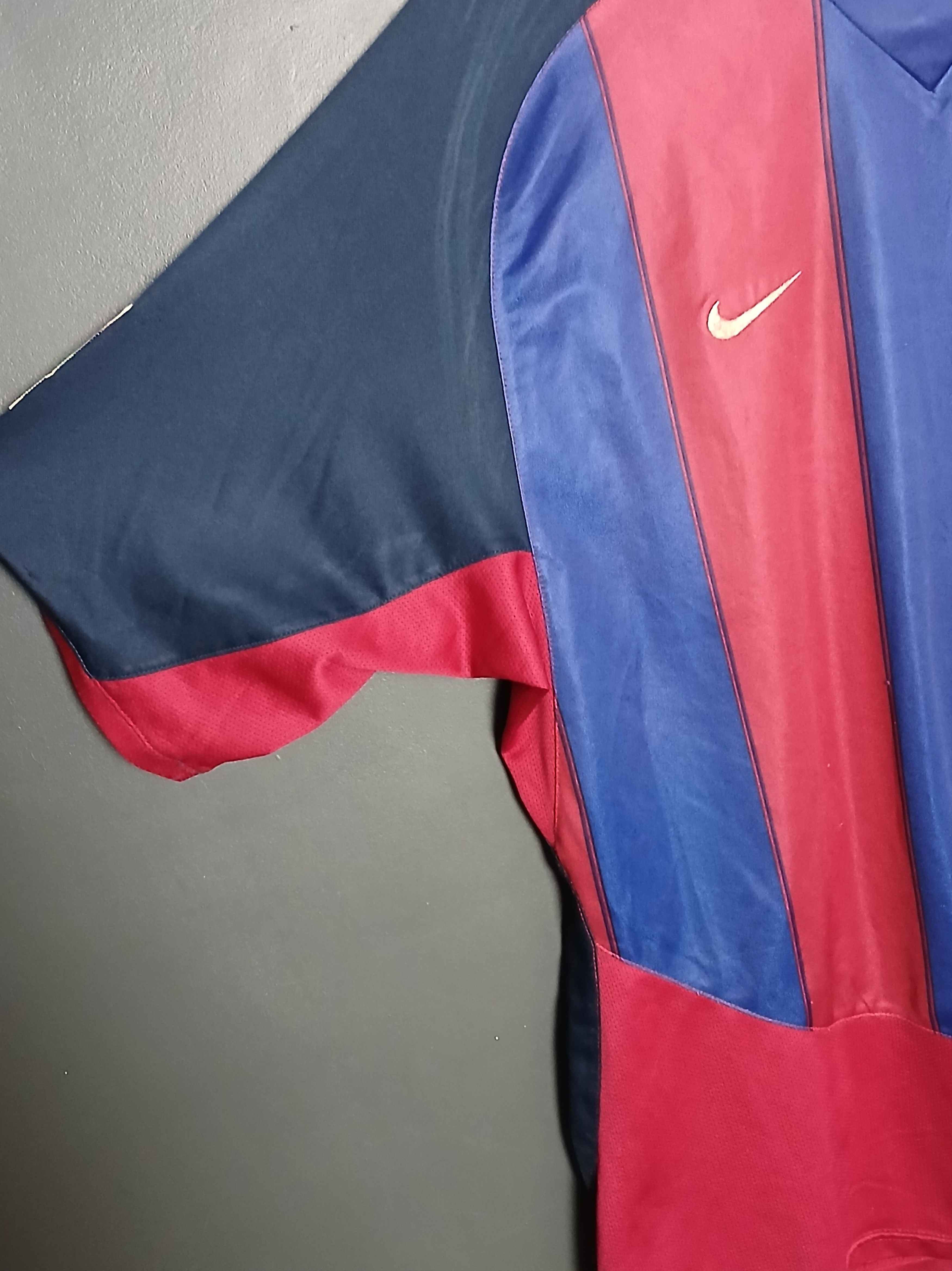 Other Barcelona 2003/2004 Home Football Jersey T-Shirt Size US XXL / EU 58 / 5 - 6 Thumbnail