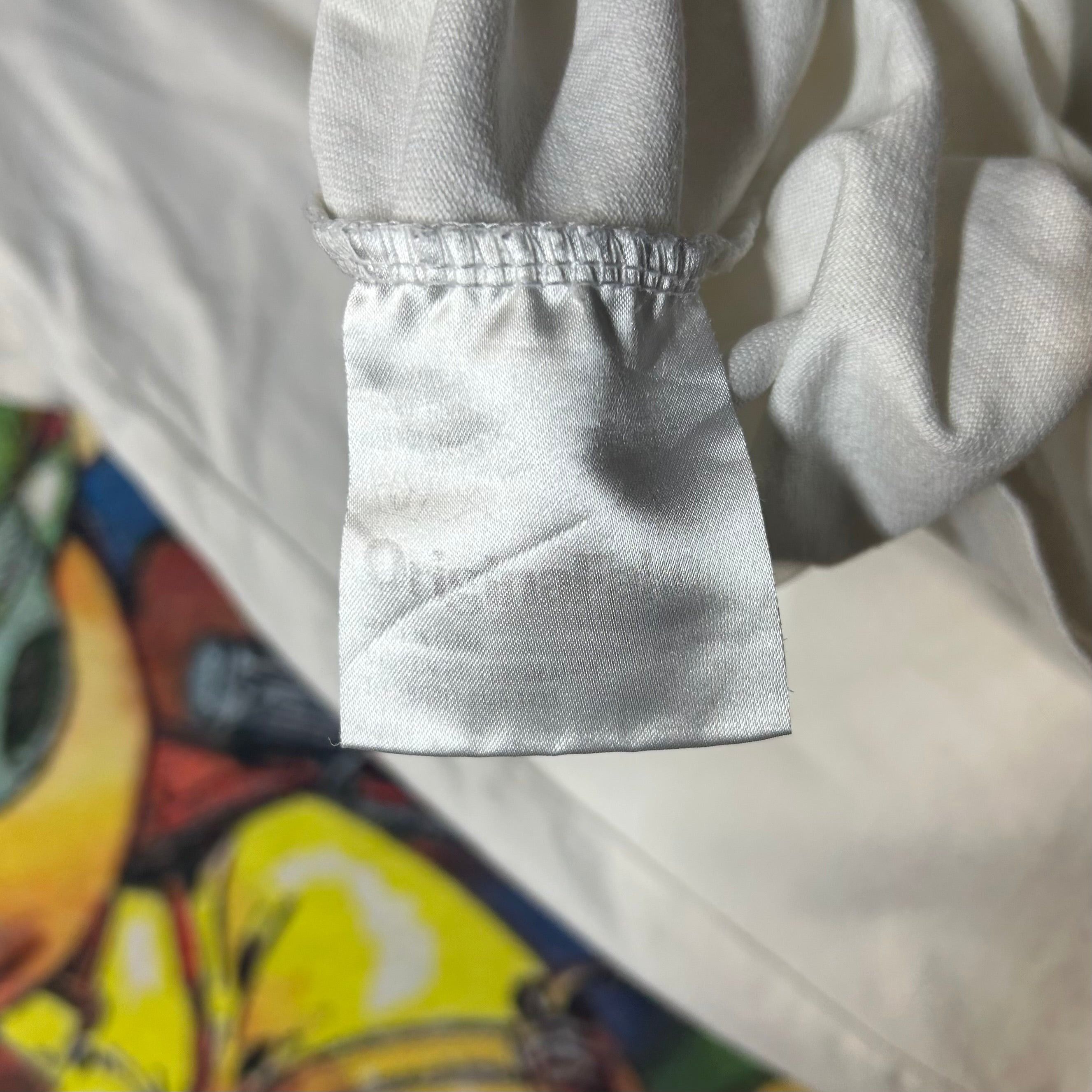 OriginalFake Kaws Tee Size 3 / Large