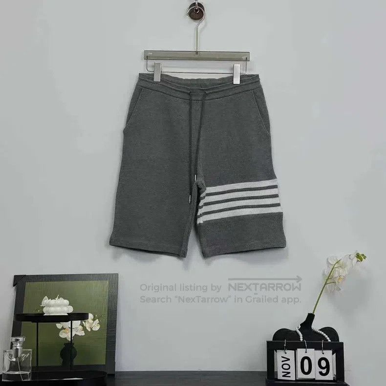 Thom Browne Thom Browne size 2 Gray Waffle Shorts Size US 40 / EU 56 - 1 Thumbnail