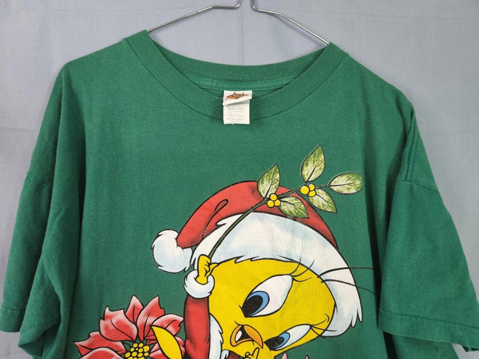 Designer Vintage Tweety Bird Christmas Pucker Up Tshirt Size XL Size US XL / EU 56 / 4 - 4 Thumbnail