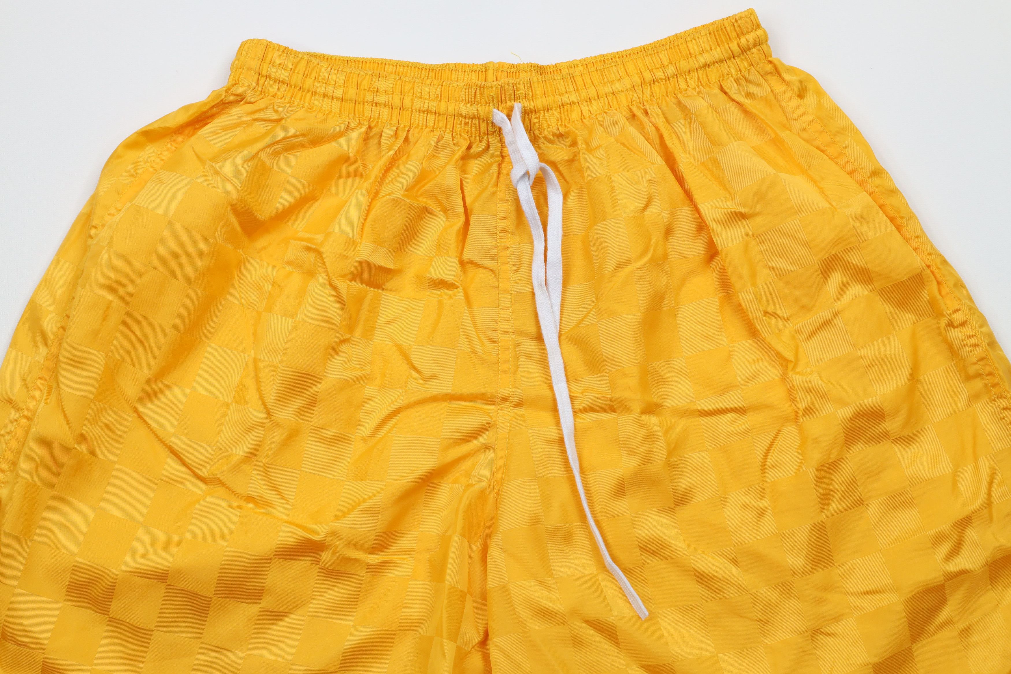 Vintage Vintage 90s Streetwear Nylon Running Soccer Shorts Nylon USA Size US 34 / EU 50 - 3 Thumbnail