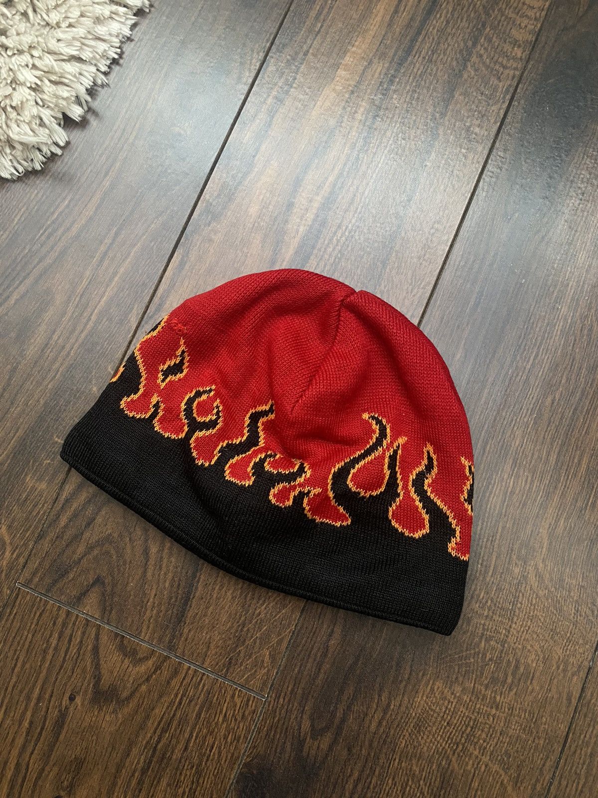 Other Fire Pattern Hat from the game Tony Hawk's Underground Size ONE SIZE - 1 Thumbnail