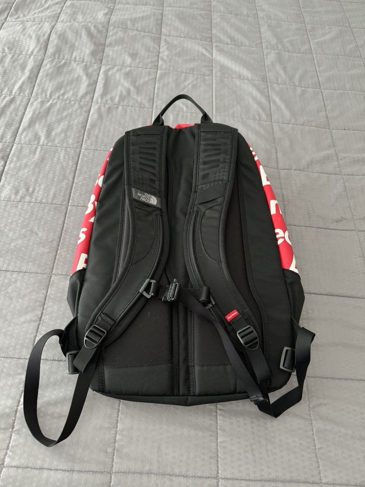 Supreme × The North Face Supreme x the north face by any means necessary Size ONE SIZE - 4 Thumbnail