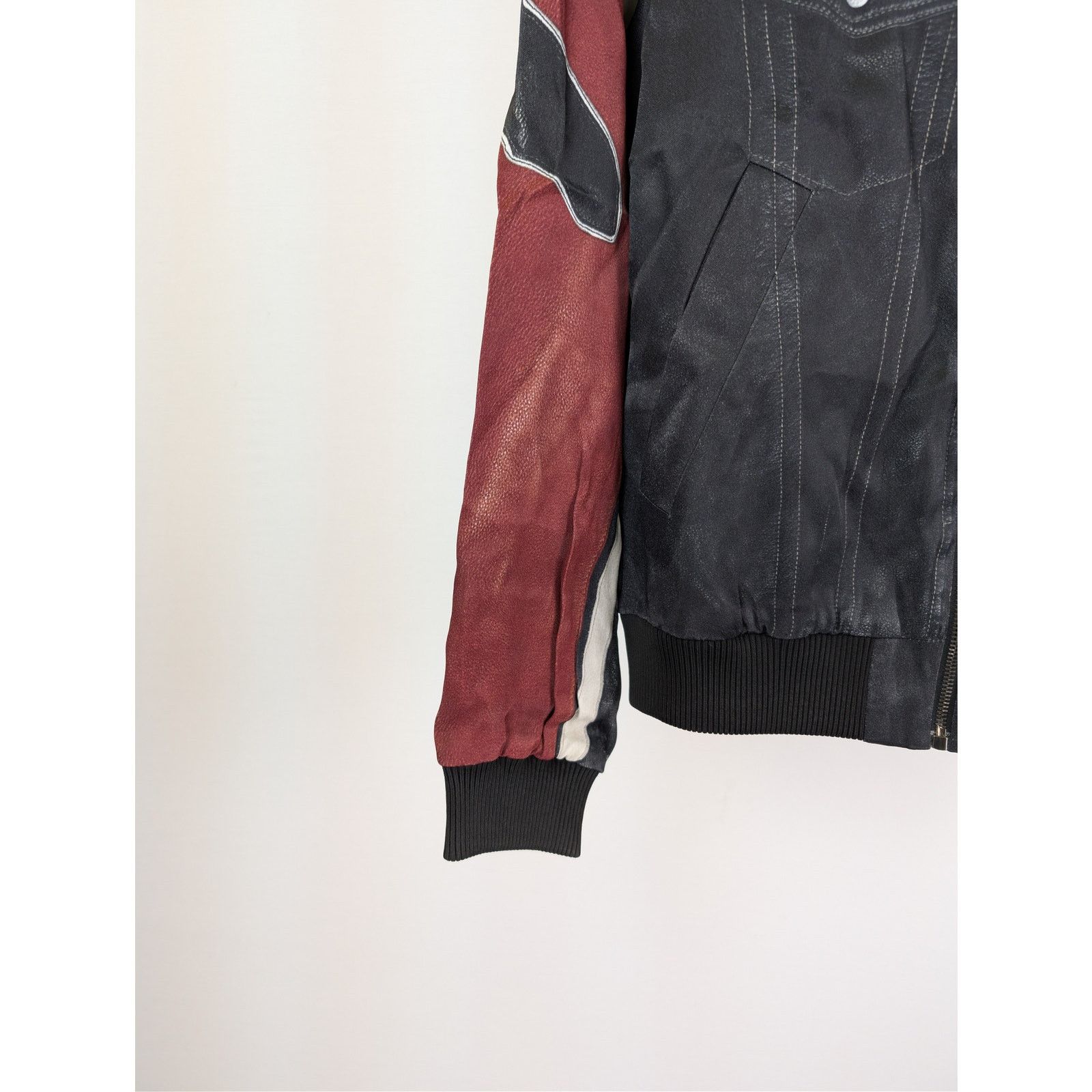 Diesel o1rshd1 J-Moll printed bomber jacket black, red, and yellow Size US L / EU 52-54 / 3 - 6 Thumbnail