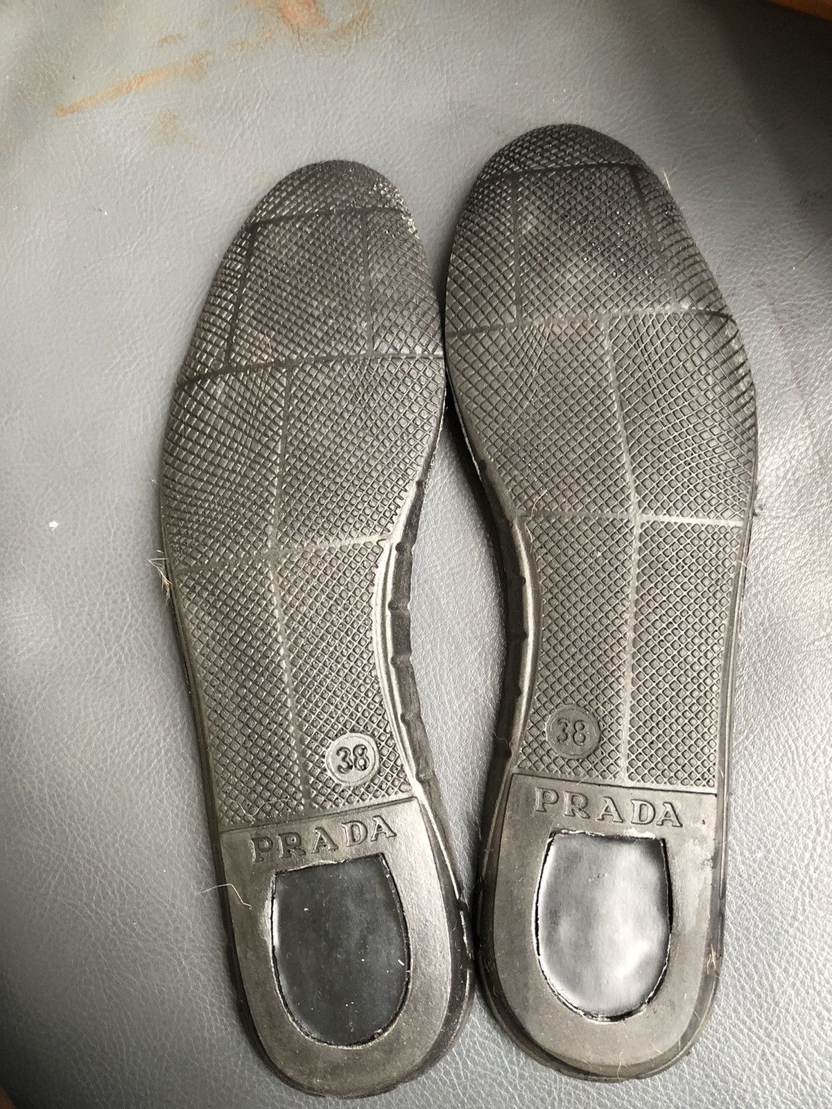 Prada Prada Leather Women’s casual Shoes size 38 US8/UK5 Size US 8 / IT 38 - 11 Thumbnail