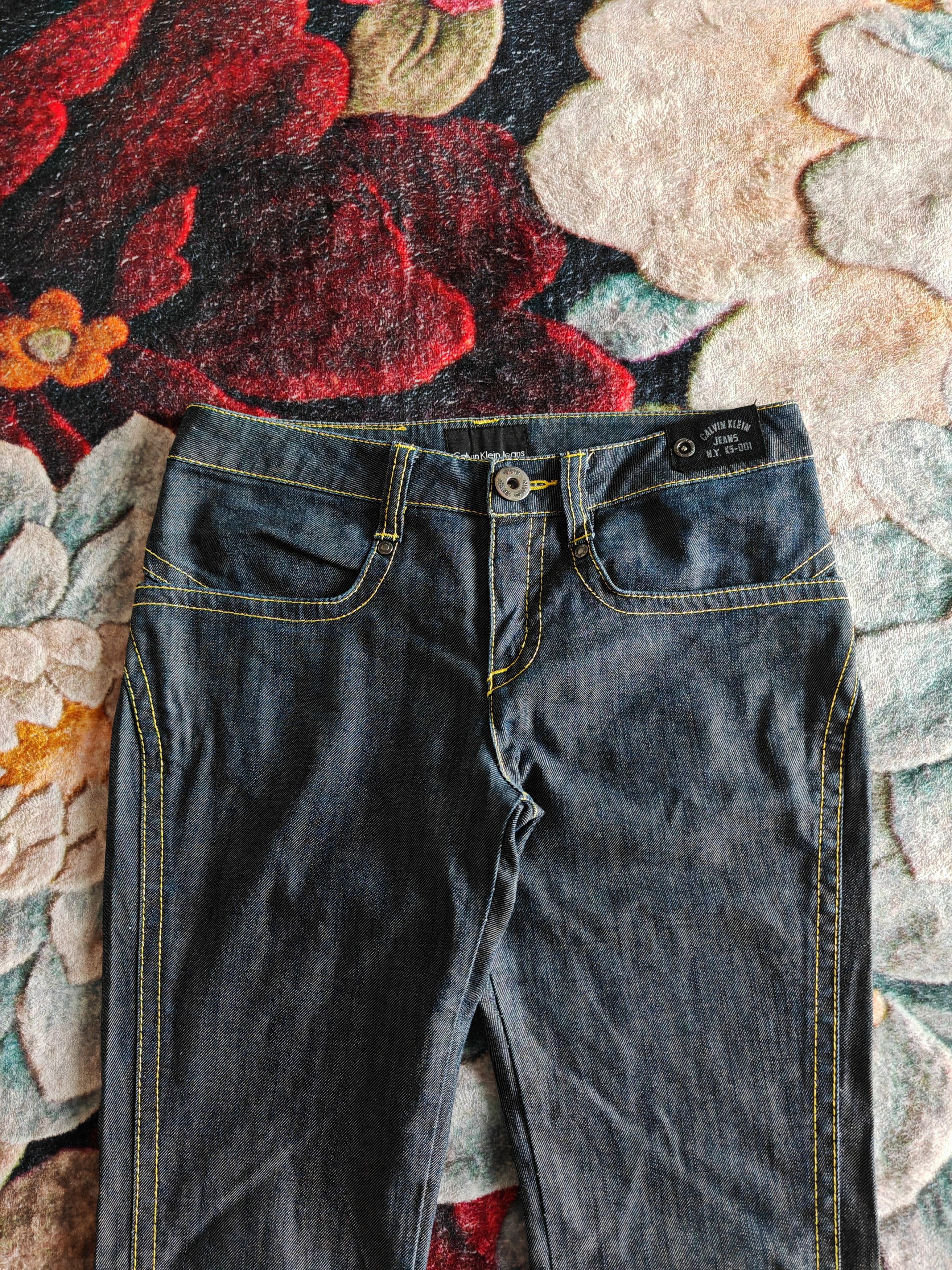 Calvin Klein CALVIN KLEIN FLARE DENIM PANTS Size 27" / US 4 / IT 40 - 3 Thumbnail