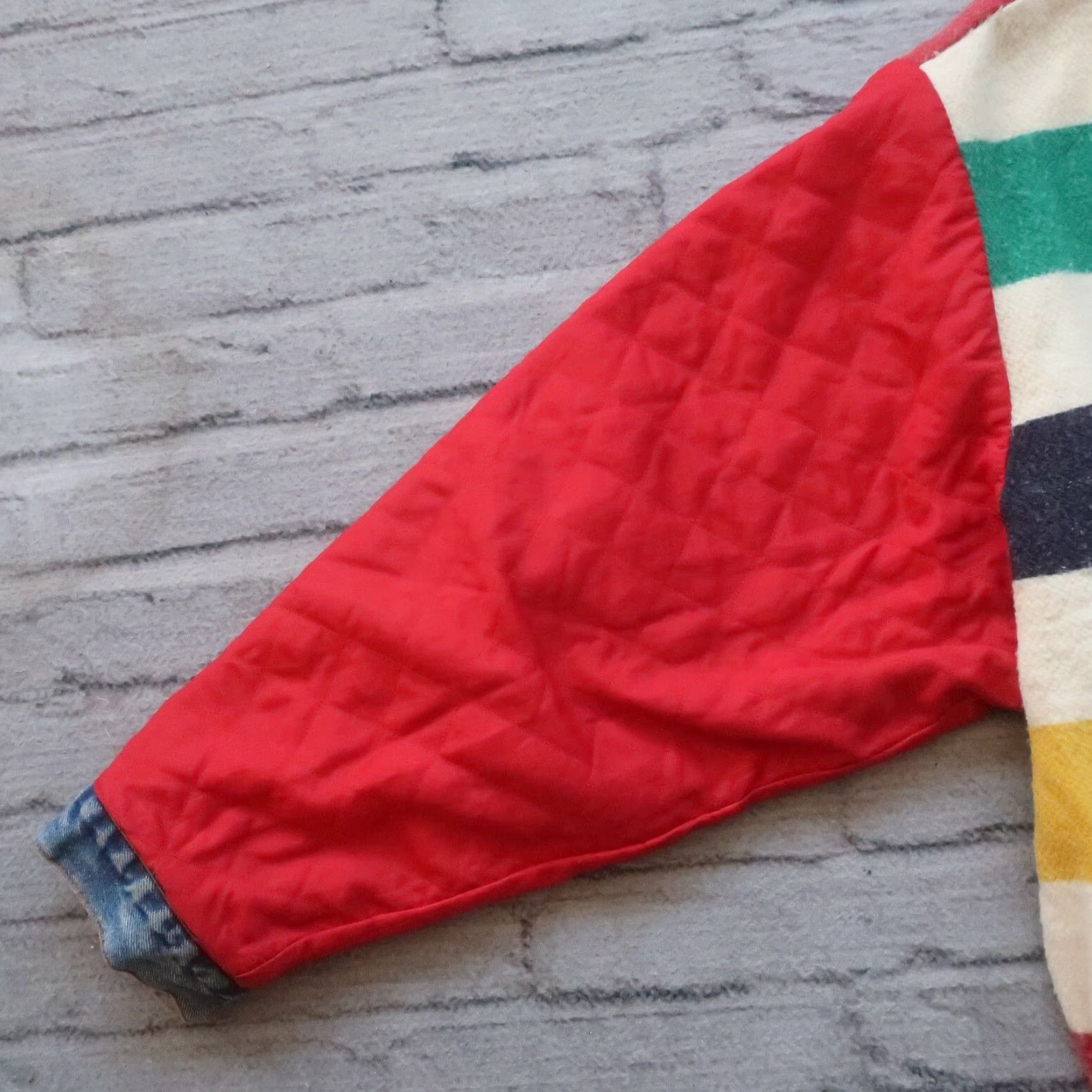 Levi's VINTAGE Levi's Trucker Jacket / Denim Jacket / Blanket Lined / Made in USA / X-Large / Men / Military Green / Wool / Denim / Jacket / 90s / Hudson Bay Size US 36 / EU 52 - 4 Thumbnail