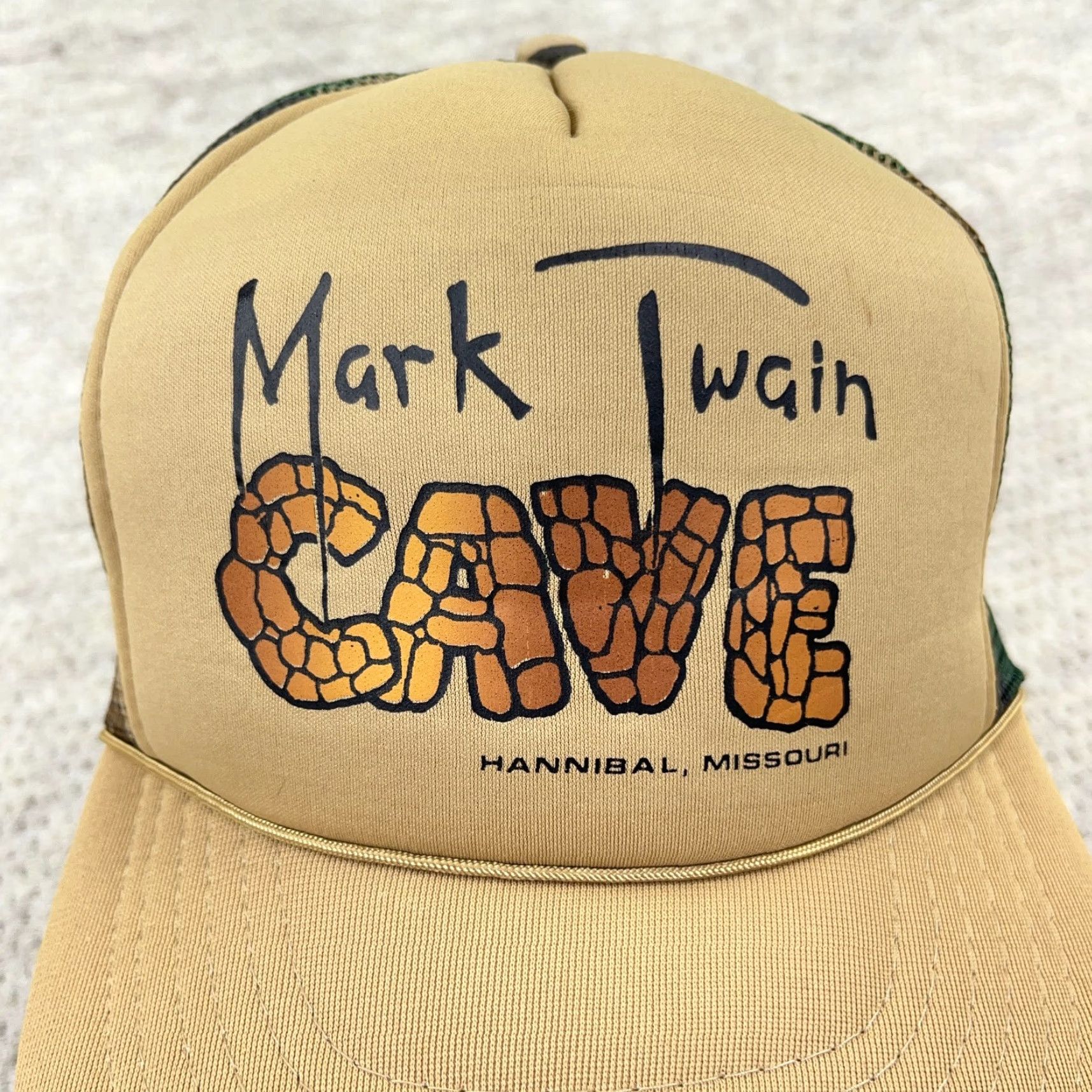 Vintage Vintage Mark Twain Cave Trucker Hat Cap SnapBack 90s Y2K Camo Brown Missouri Size ONE SIZE - 3 Thumbnail