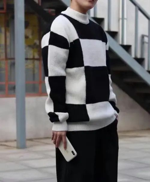 Japanese Brand Black White Patchwork Color Knitted Pullover Sweatshirt Size US M / EU 48-50 / 2 - 7 Thumbnail