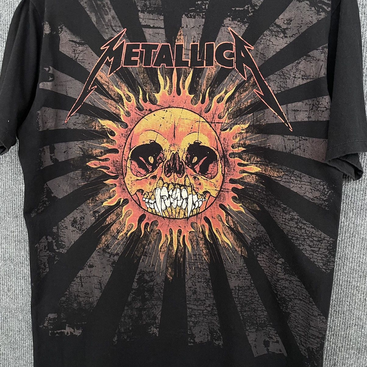 Band Tees × Japanese Brand × Metallica Metallica Pushead Sun Band T Shirt Size US L / EU 52-54 / 3 - 2 Thumbnail