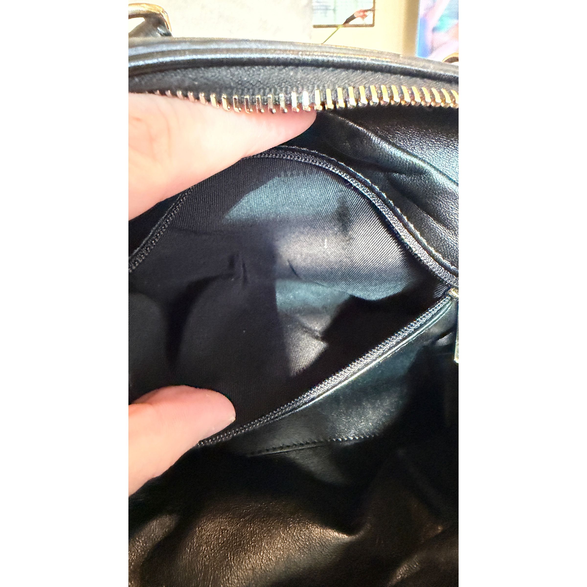 Chanel CHANEL BLACK QUILTED BOWLING CHAIN BAG Size ONE SIZE - 14 Thumbnail