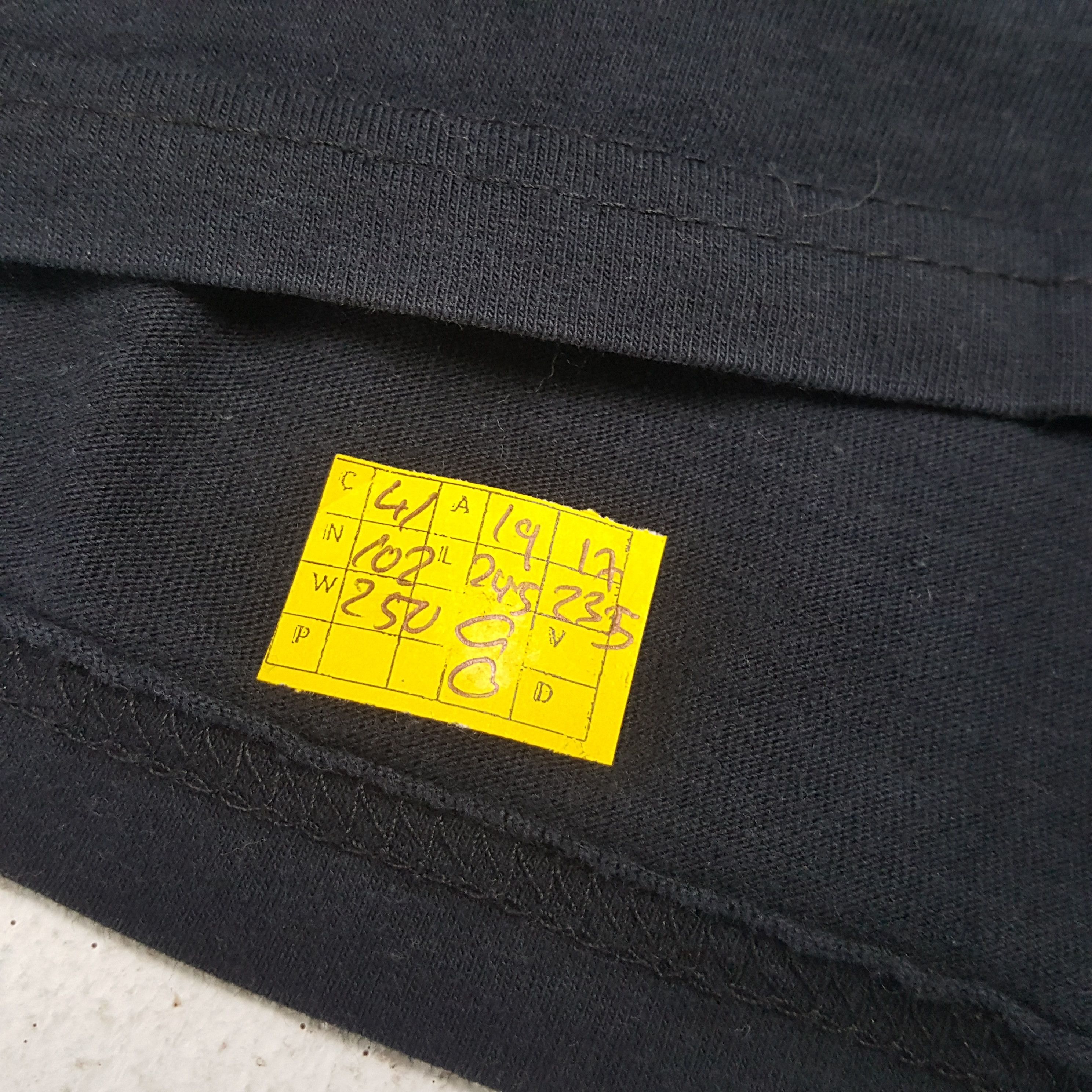 Japanese Brand Vintage YOHJI YAMAMOTO Japanese Brand Designer T-Shirts Size US M / EU 48-50 / 2 - 7 Thumbnail