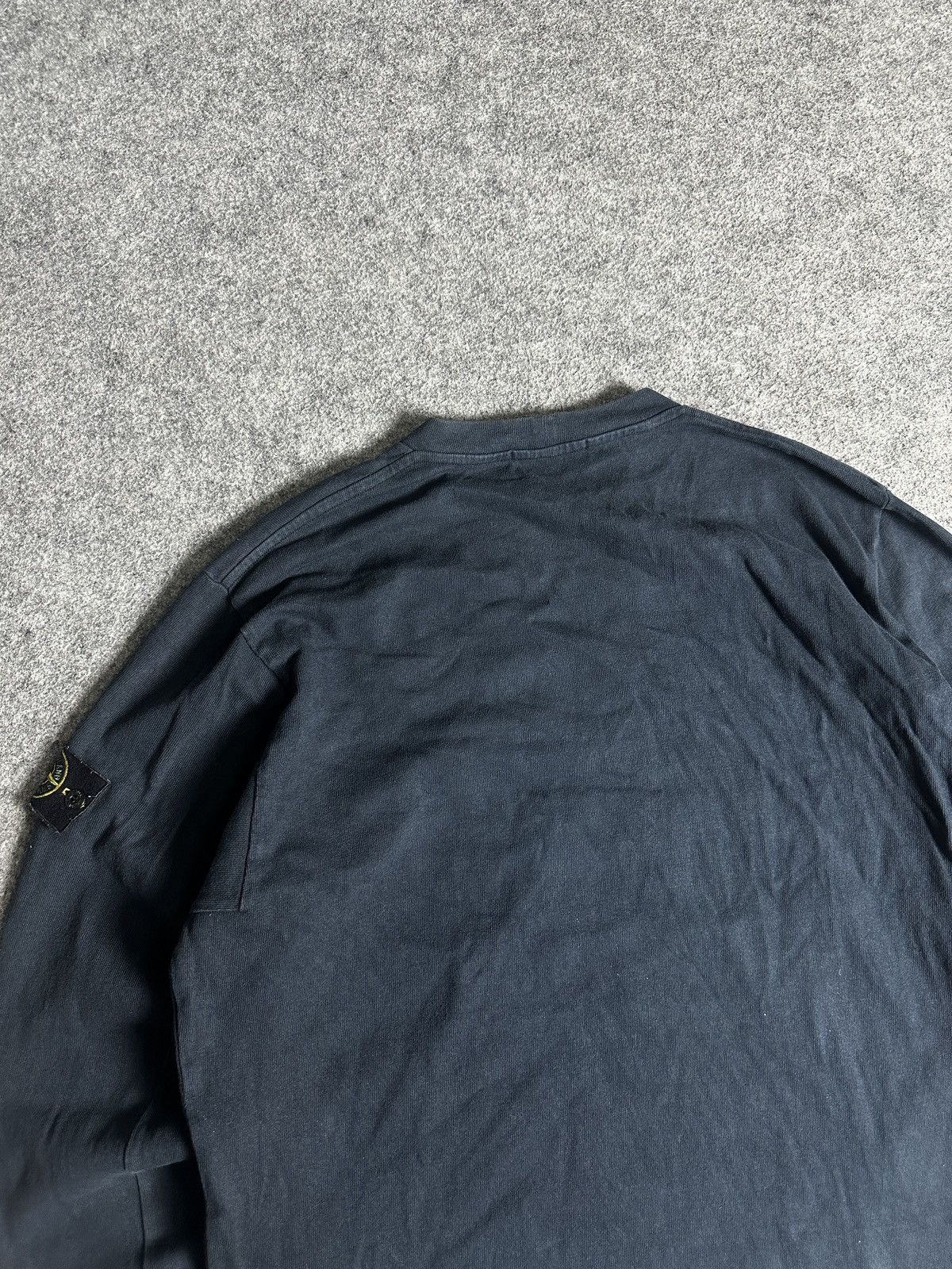 Stone Island Stone Island Navy Compass Badge Long Sleeve Sweatshirt. Size US L / EU 52-54 / 3 - 11 Thumbnail