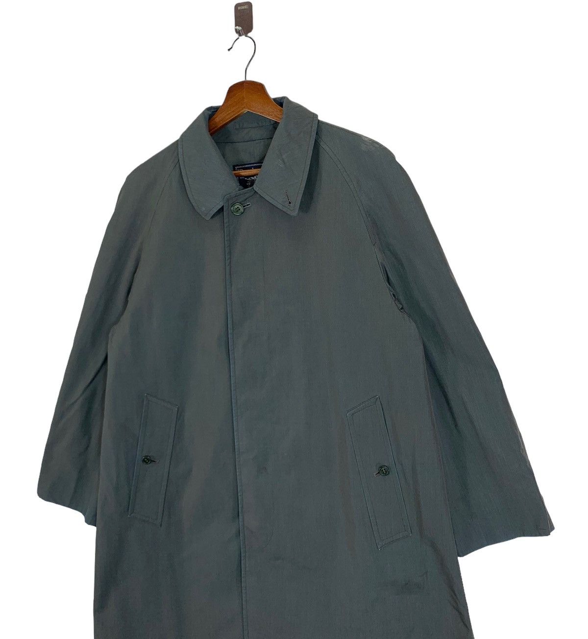 Burberry VINTAGE BURBERRY OF LONDON OVERCOAT JACKET Size US M / EU 48-50 / 2 - 3 Thumbnail