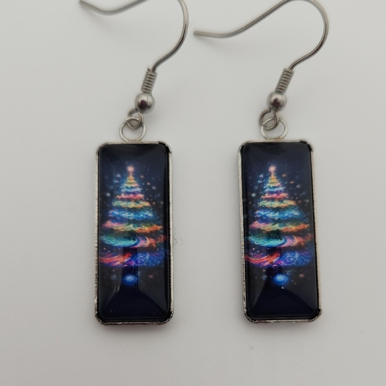 Other Christmas Tree Glass Earrings Holiday Rectangular Dangle New Size ONE SIZE - 5 Thumbnail