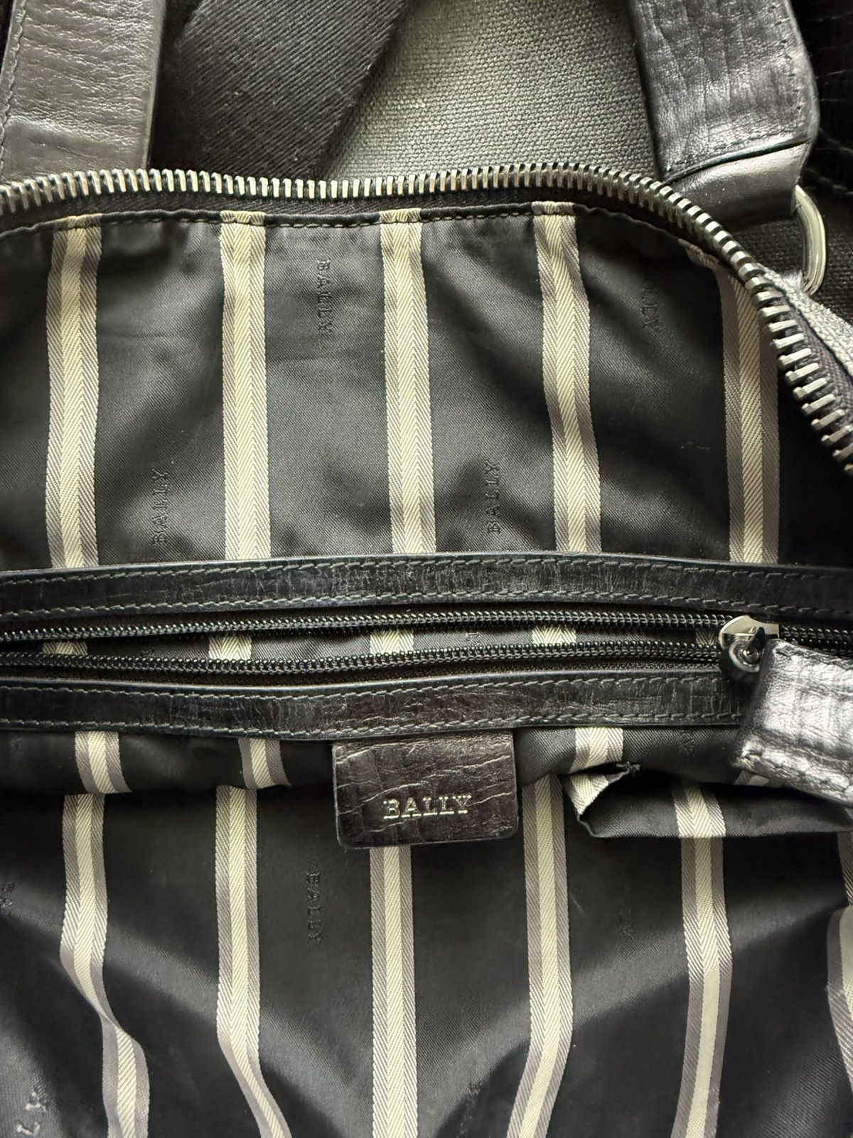 Bally Bally Cross Body Tote Bag Size ONE SIZE - 5 Thumbnail