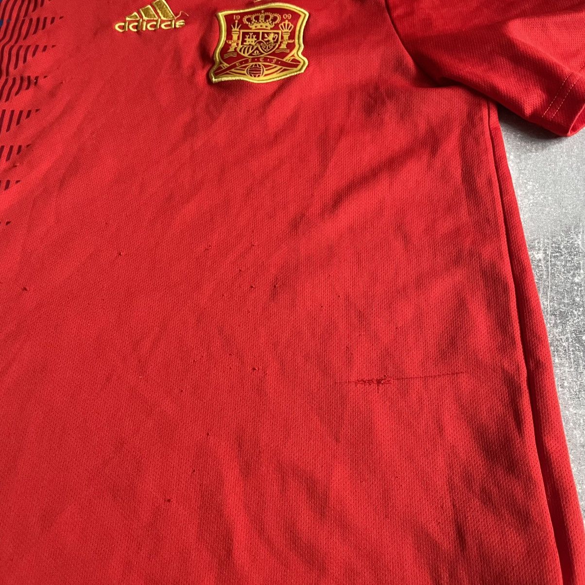 Adidas Adidas Spain jersey football pro fan tee shirt 2017 fifa uef Size US S / EU 44-46 / 1 - 6 Thumbnail