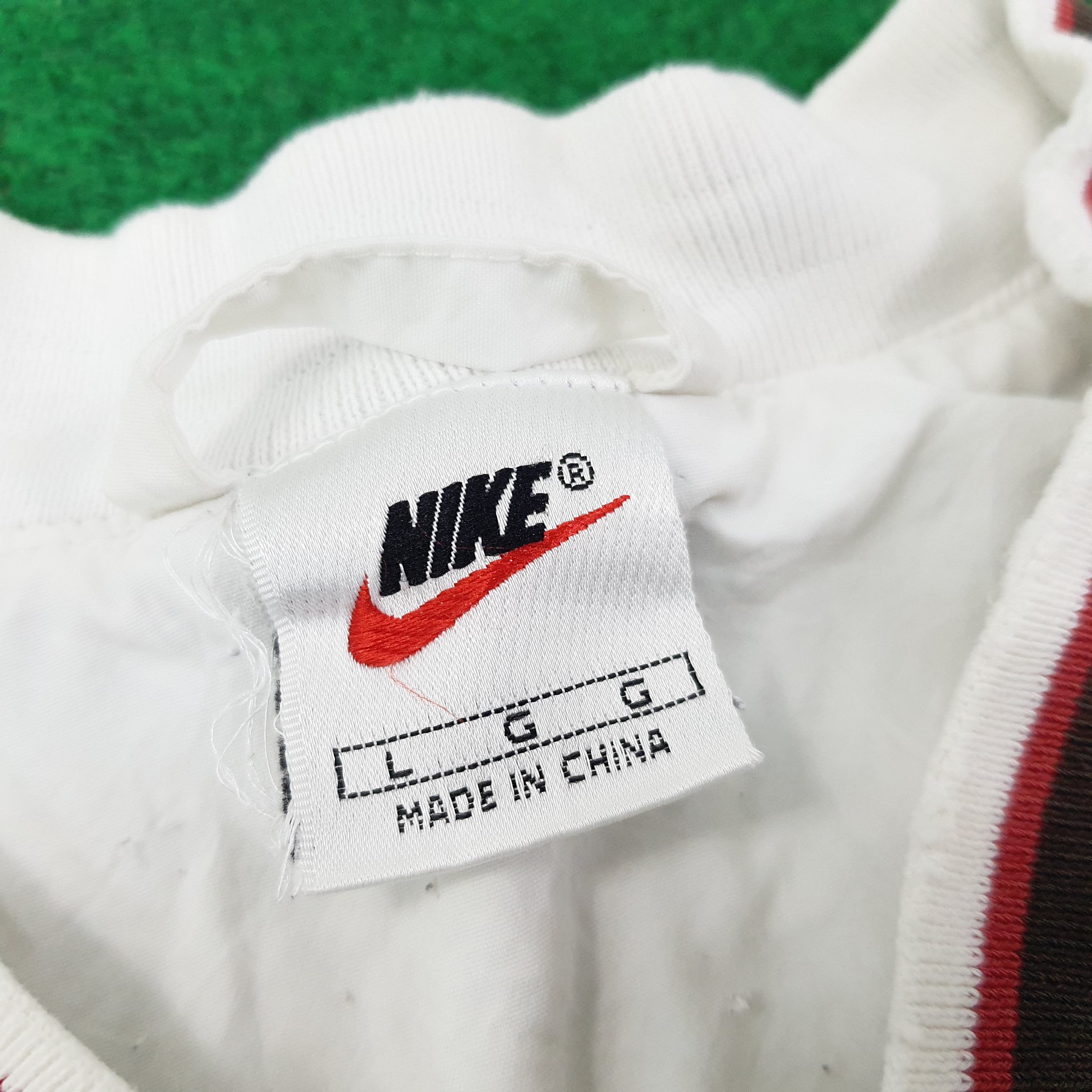 Nike Vintage Nike Court Half Zipper Jacket C254N7 Size US L / EU 52-54 / 3 - 5 Thumbnail