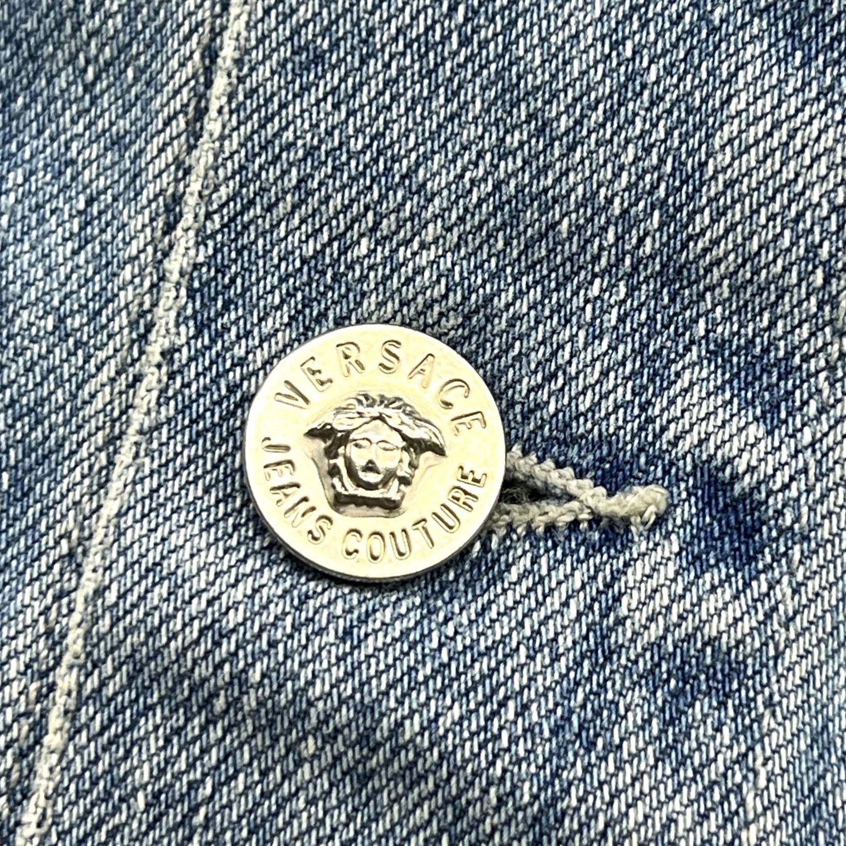 Versace Jeans Couture VINTAGE Versace Jeans Couture Womens Denim Jacket M Blue Medusa Buttons Jeans Couture Jacket Womens Blue Size 32" / US 10 / IT 46 - 5 Thumbnail