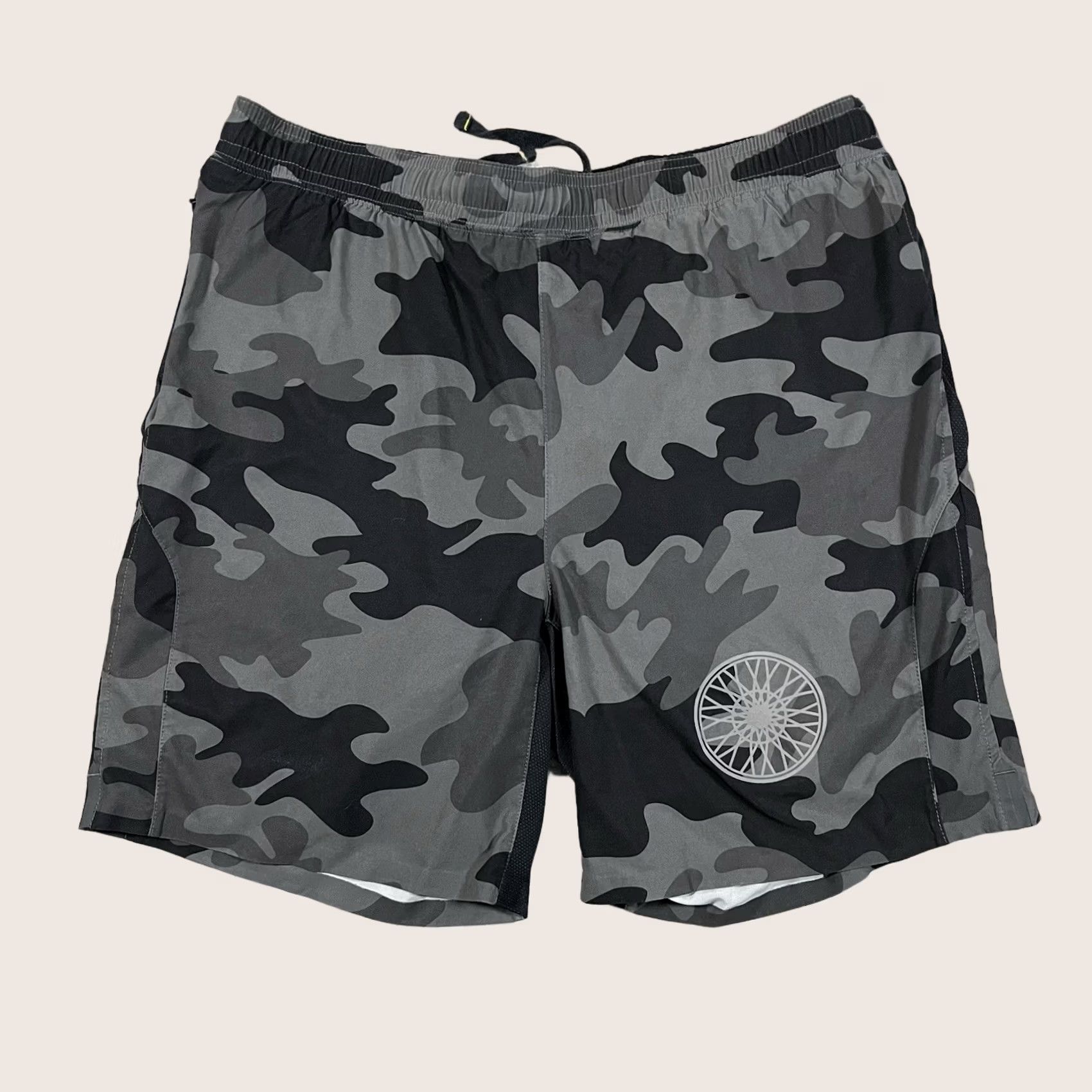 Vintage Soulcycle Shorts Mens M Gray Camo Performance Lined Athletic Gym Workout Shirt? Size US 31 - 1 Thumbnail