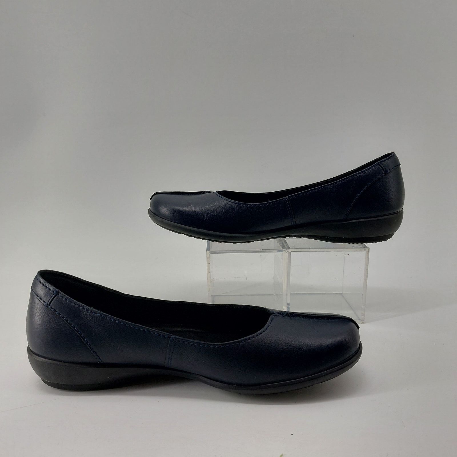 Other Hotter Womens Size 8 Robyn Leather Navy Blue Womens Slip On Size US 8 / IT 38 - 10 Thumbnail