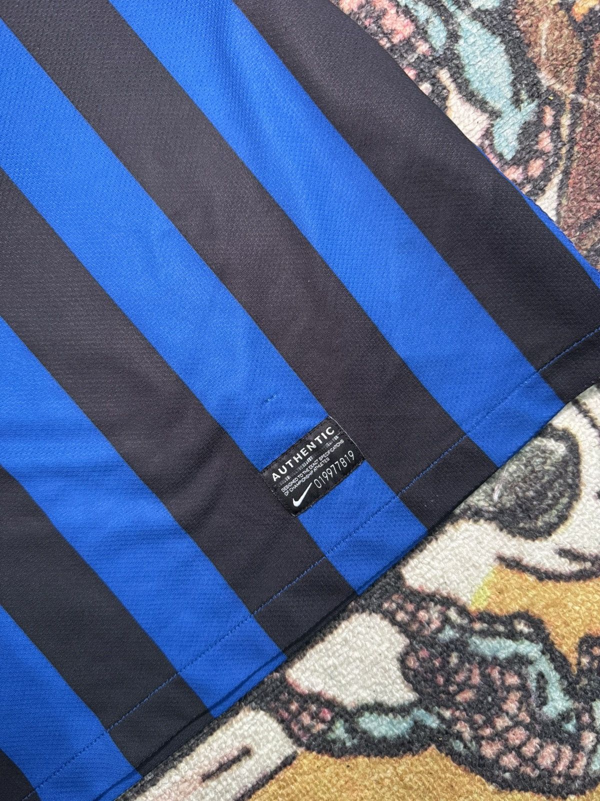 Nike Inter milan 2011/12 home jersey Size US XL / EU 56 / 4 - 4 Thumbnail