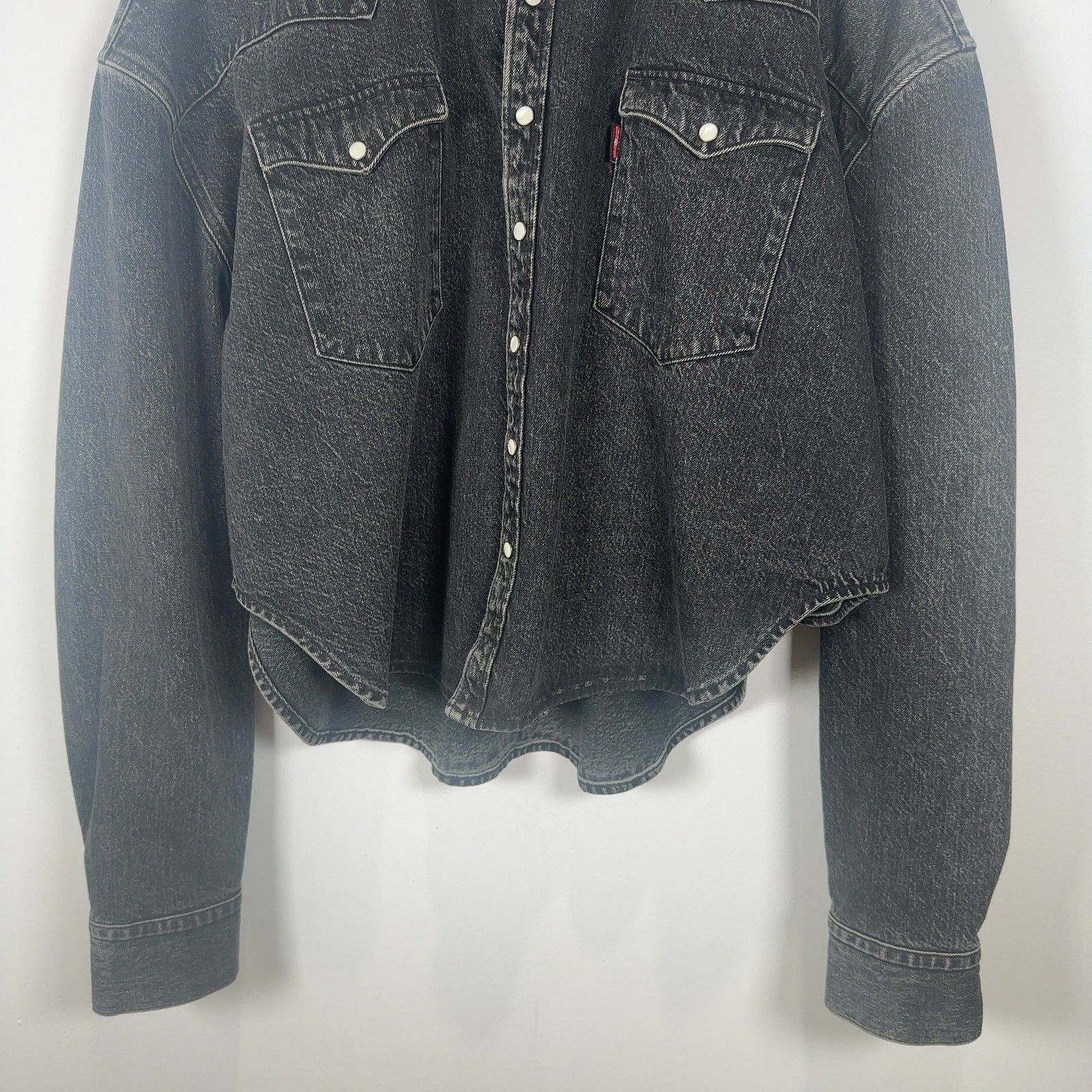Levi's × Vetements Vetements x Levi's Black Washed Denim Shirt Size 7XL Size US XXL / EU 58 / 5 - 3 Thumbnail