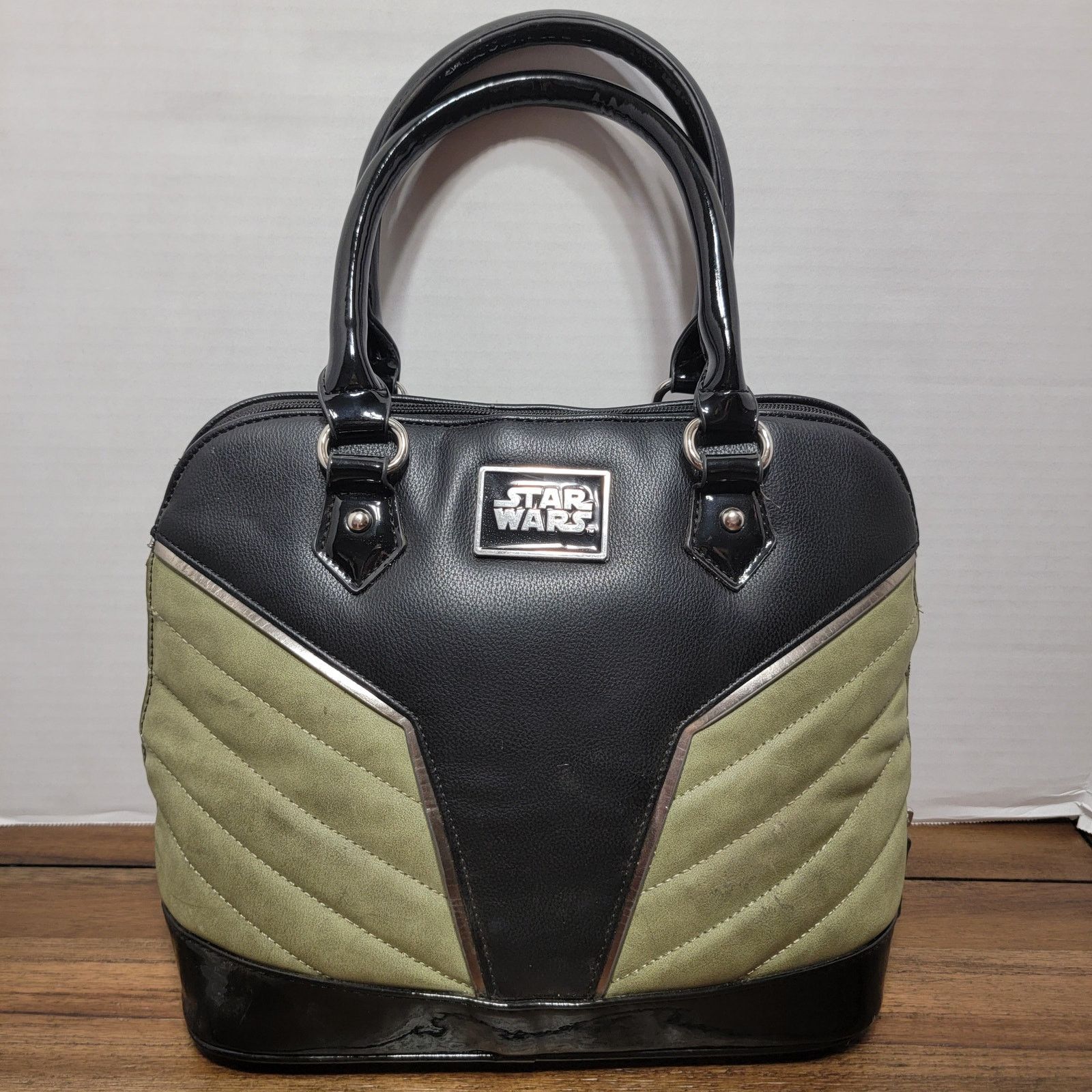 Star Wars Star Wars Black & Green Purse w/ Rebel Alliance Emblem Size ONE SIZE - 1 Thumbnail