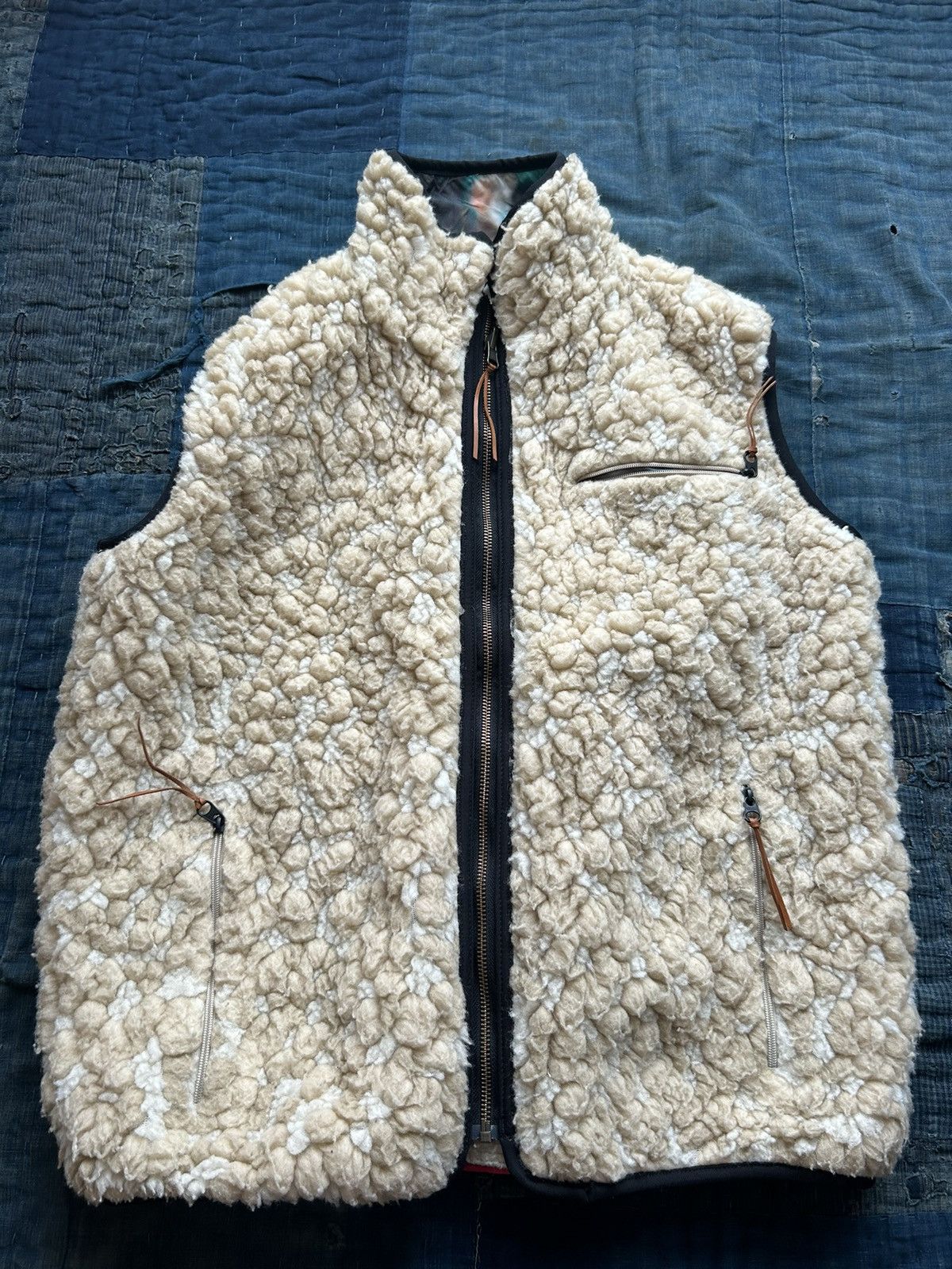 Kapital × Kapital Kountry Kapital reversible festival printed boa vest Ian connor Size US M / EU 48-50 / 2 - 3 Thumbnail