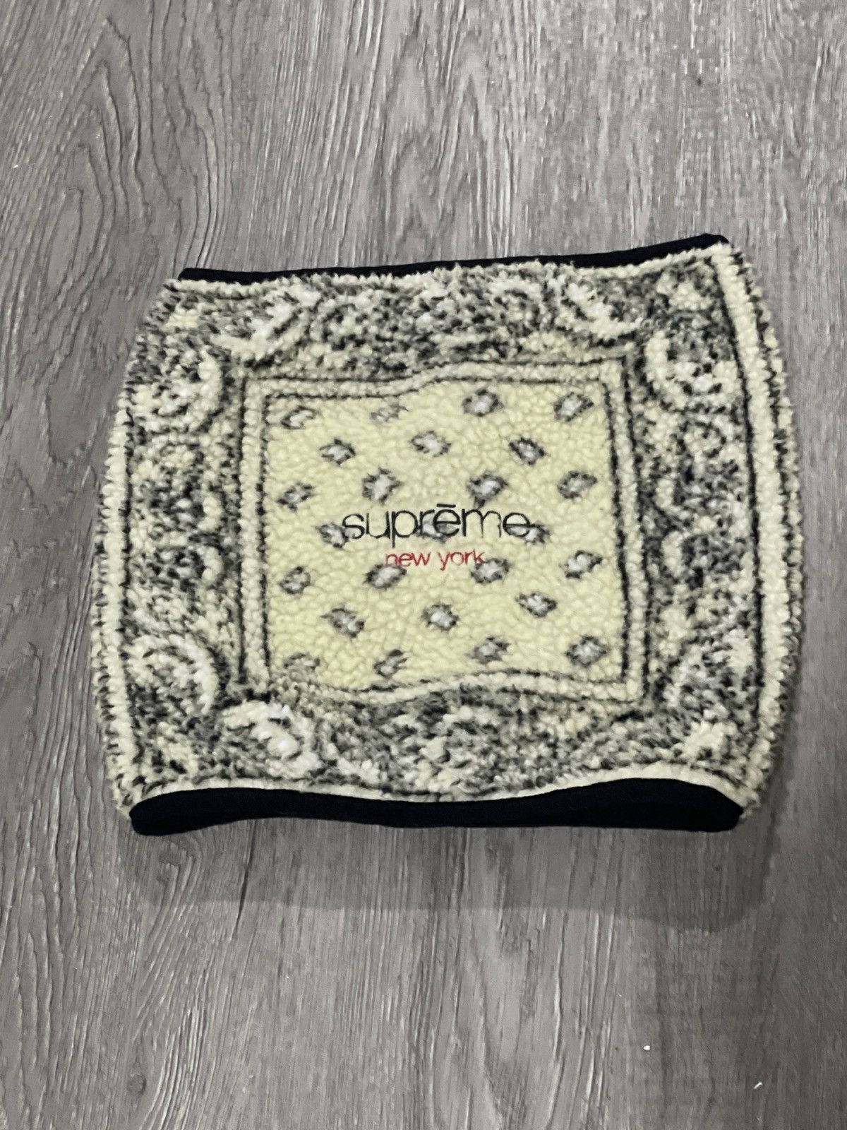 Supreme Neck Gaiter | Grailed