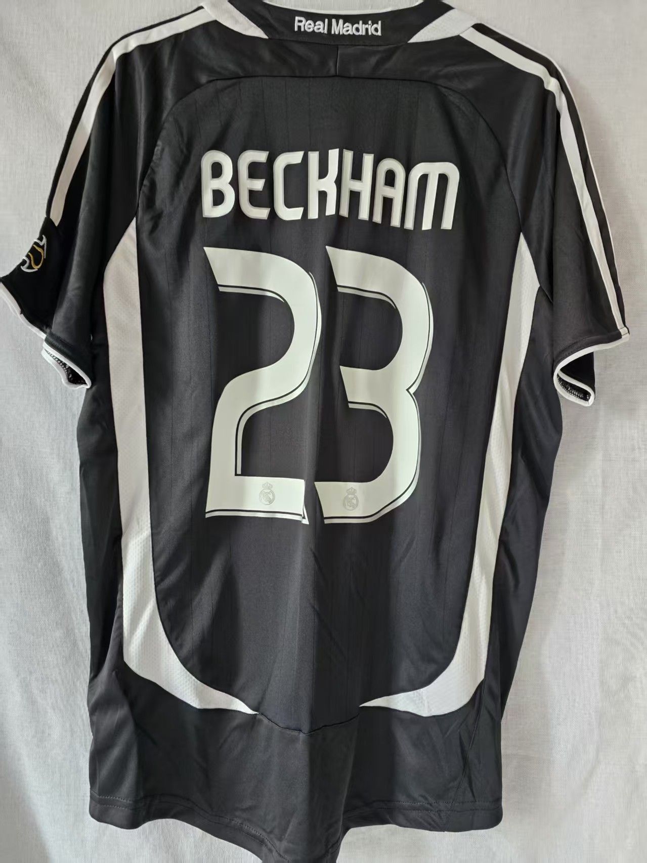 Other 2006 07 Real Madrid #23 David Beckham Jersey S Size US S / EU 44-46 / 1 - 2 Thumbnail