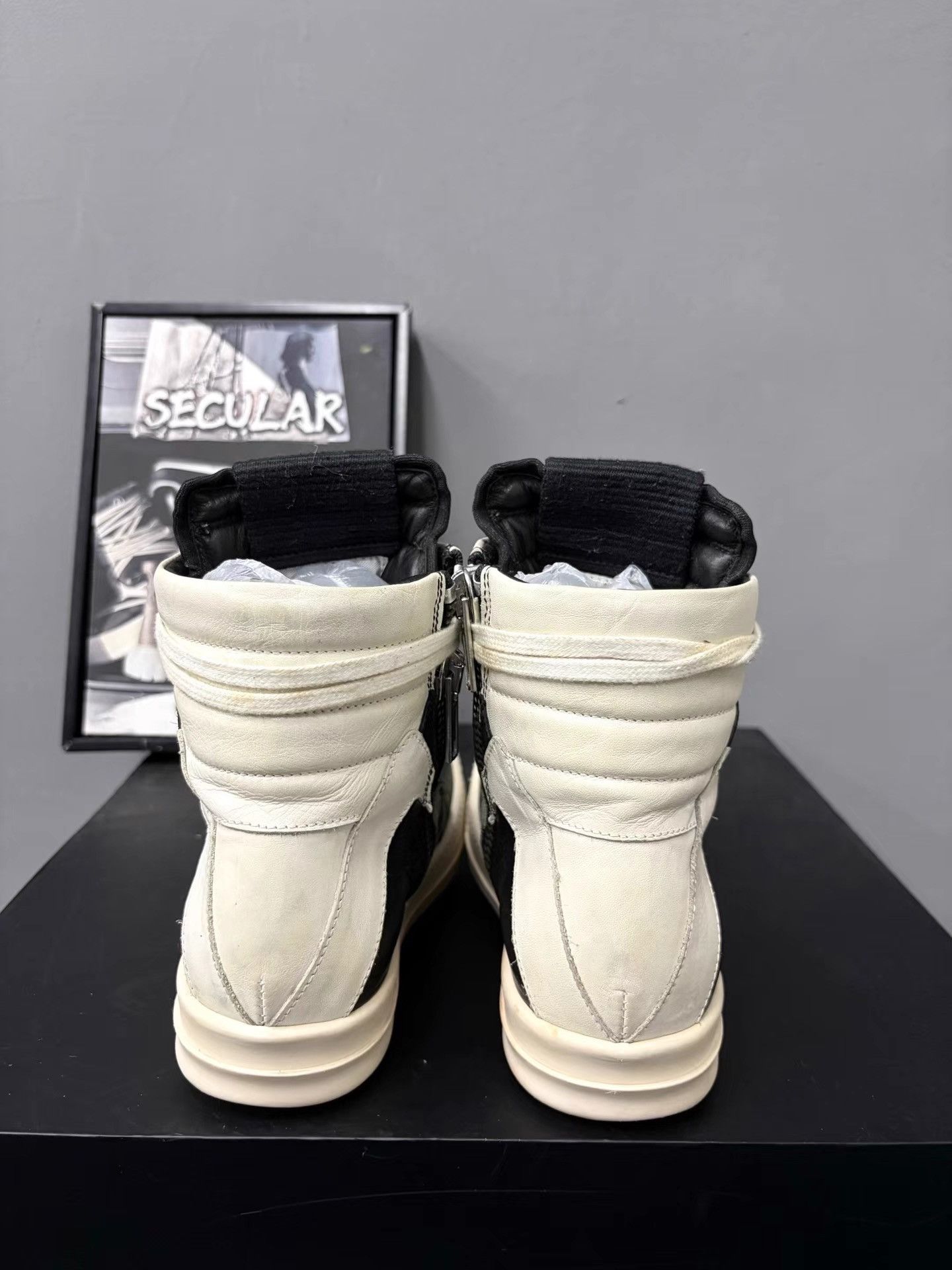 Rick Owens Rick Owens Black White Inverted Triangle Sneakers K34 Size US 6 / IT 36 - 7 Thumbnail