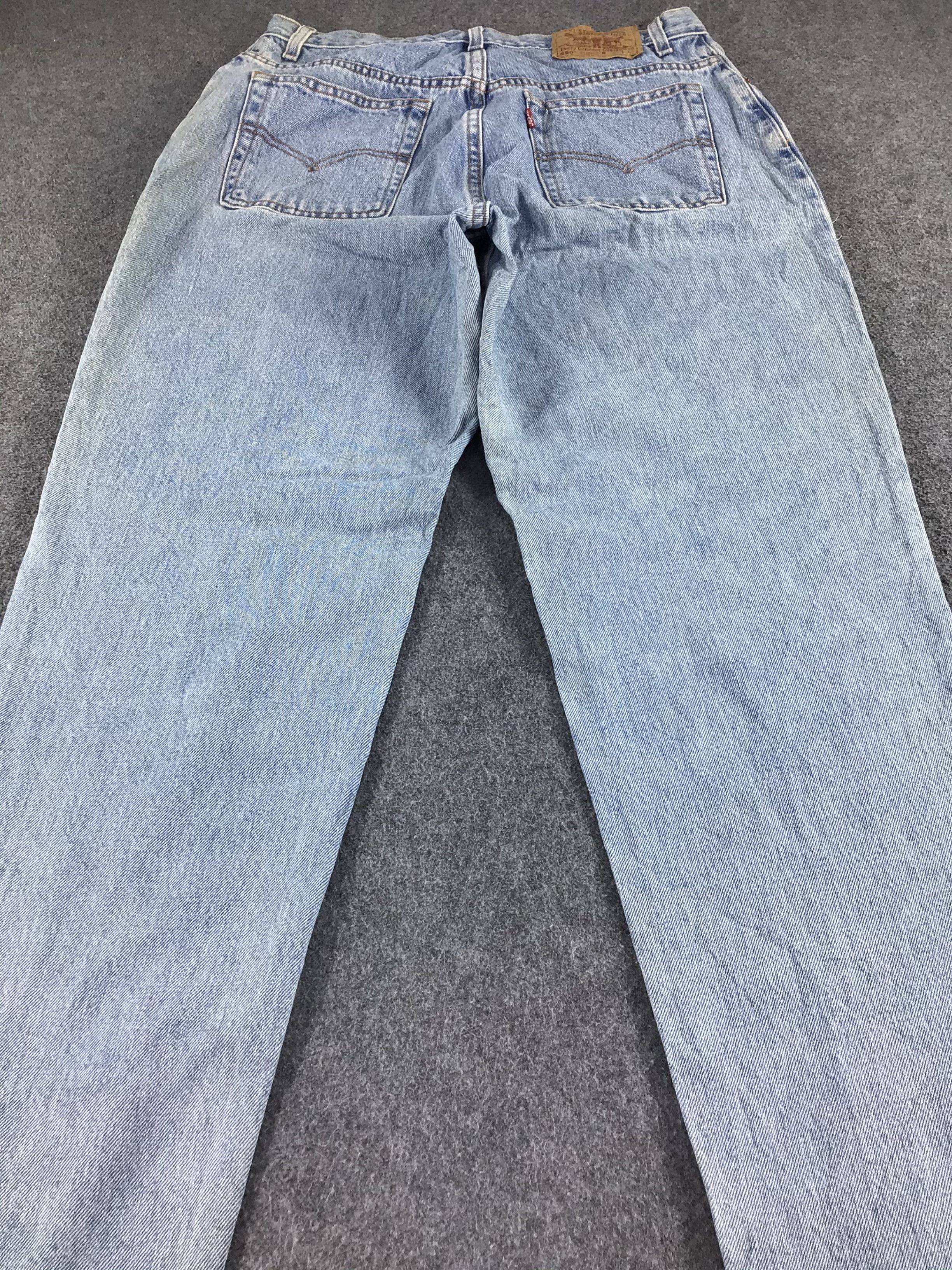 Levi's Vintage Levis 550 Jeans Medium Wash Denim -J551 Size US 32 / EU 48 - 4 Thumbnail