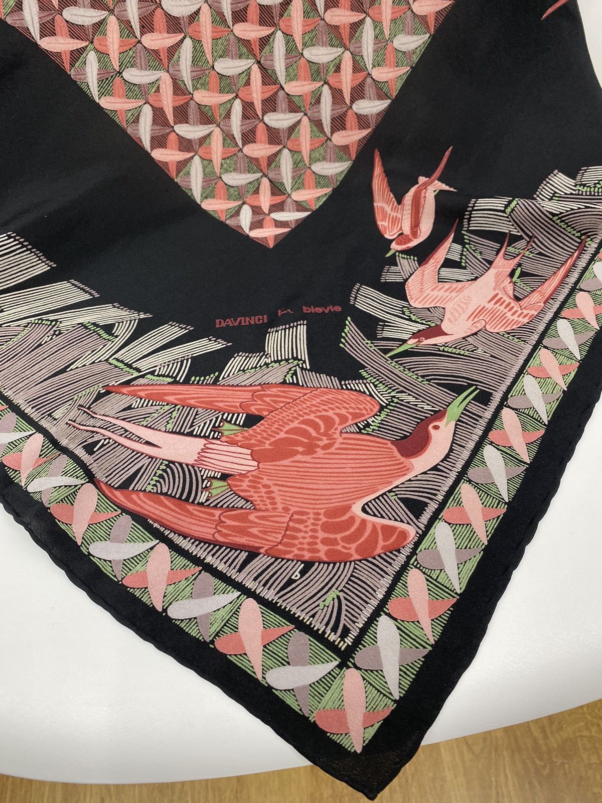Designer Davinci bleyle Silk Birds Printed Scarf Size ONE SIZE - 3 Thumbnail