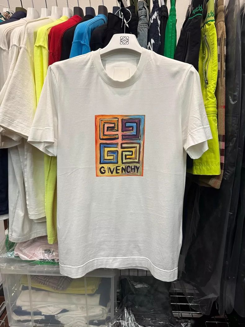 Givenchy Givenchy Painted 4G short-sleeved T-shirt Size M / US 6-8 / IT 42-44 - 1 Thumbnail