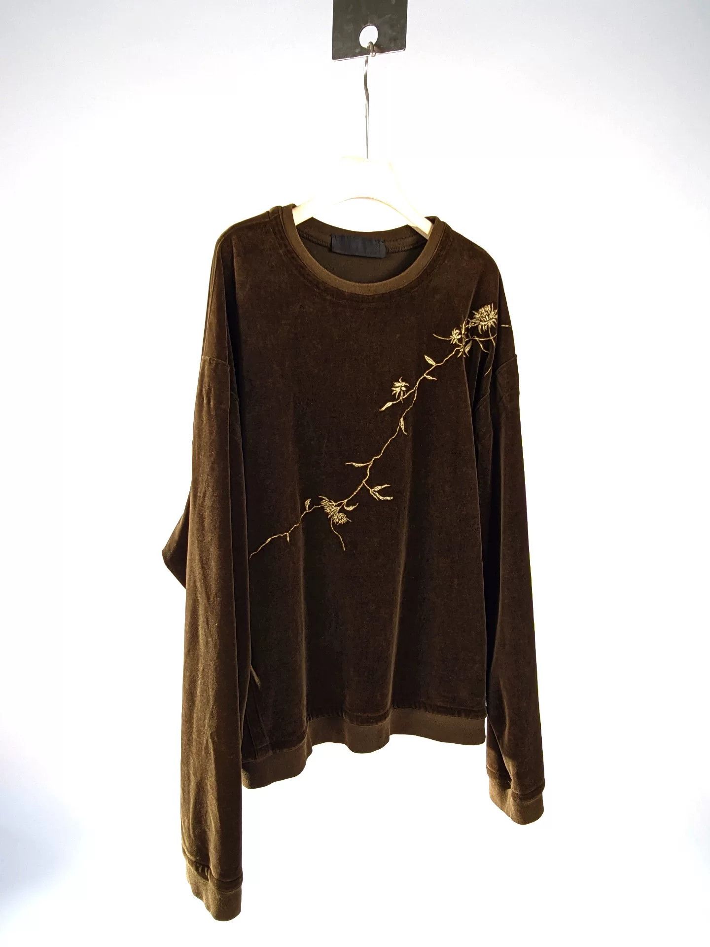 men's velvet sweatshirt with floral design