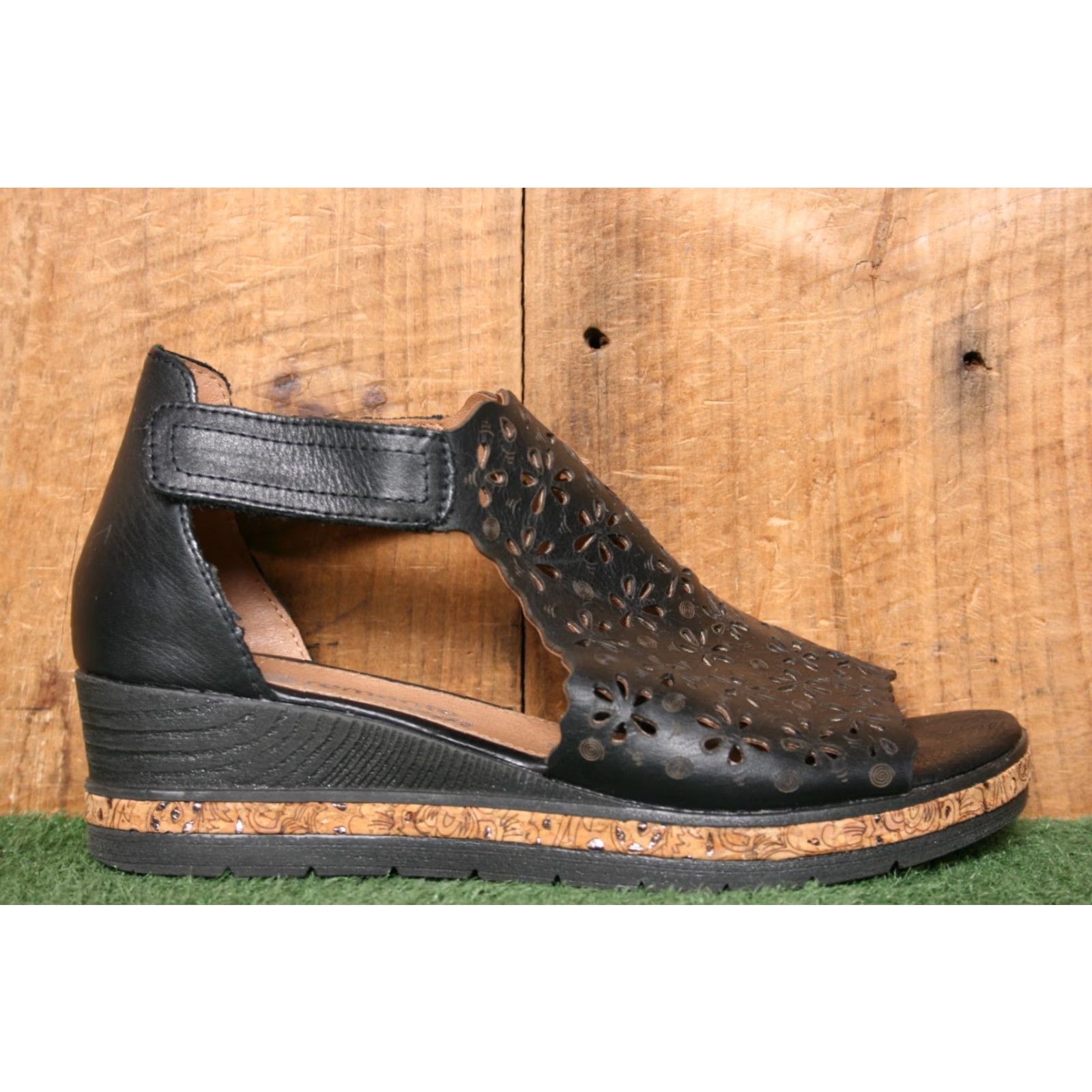 Vintage REMONTE Jerilyn 56 Floral Laser Cut Open Toe Wedge Sandals EUR 38 US 7.5 Black Leather Peep Toe Female Womens Sandal Size US 8 / IT 38 - 2 Thumbnail