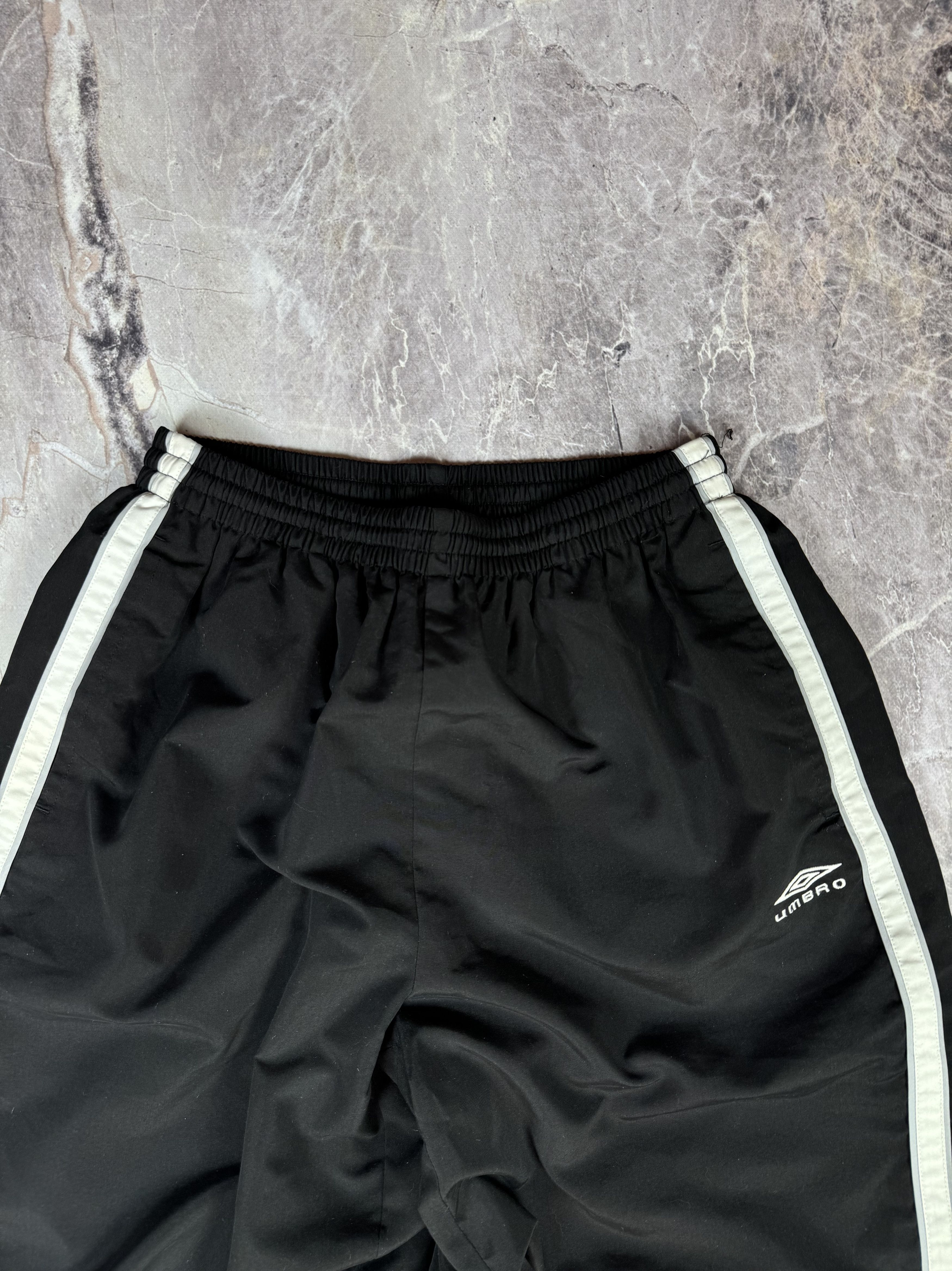 Umbro Vintage Umbro Baggy Nylon Pants Drill Y2K Size US 36 / EU 52 - 3 Thumbnail