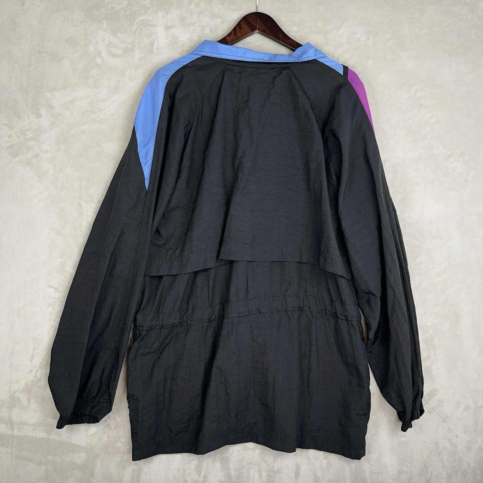 Reebok Vintage 90s Reebok Windbreaker Jacket Large Vector Logo Size US L / EU 52-54 / 3 - 7 Thumbnail