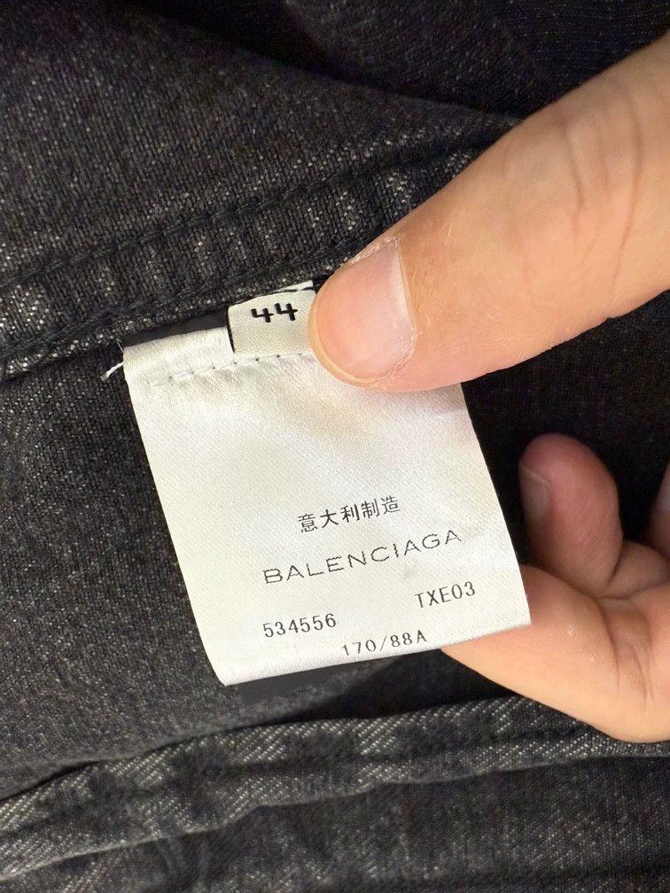 Balenciaga Balenciaga Graffiti jeans Size US S / EU 44-46 / 1 - 4 Thumbnail