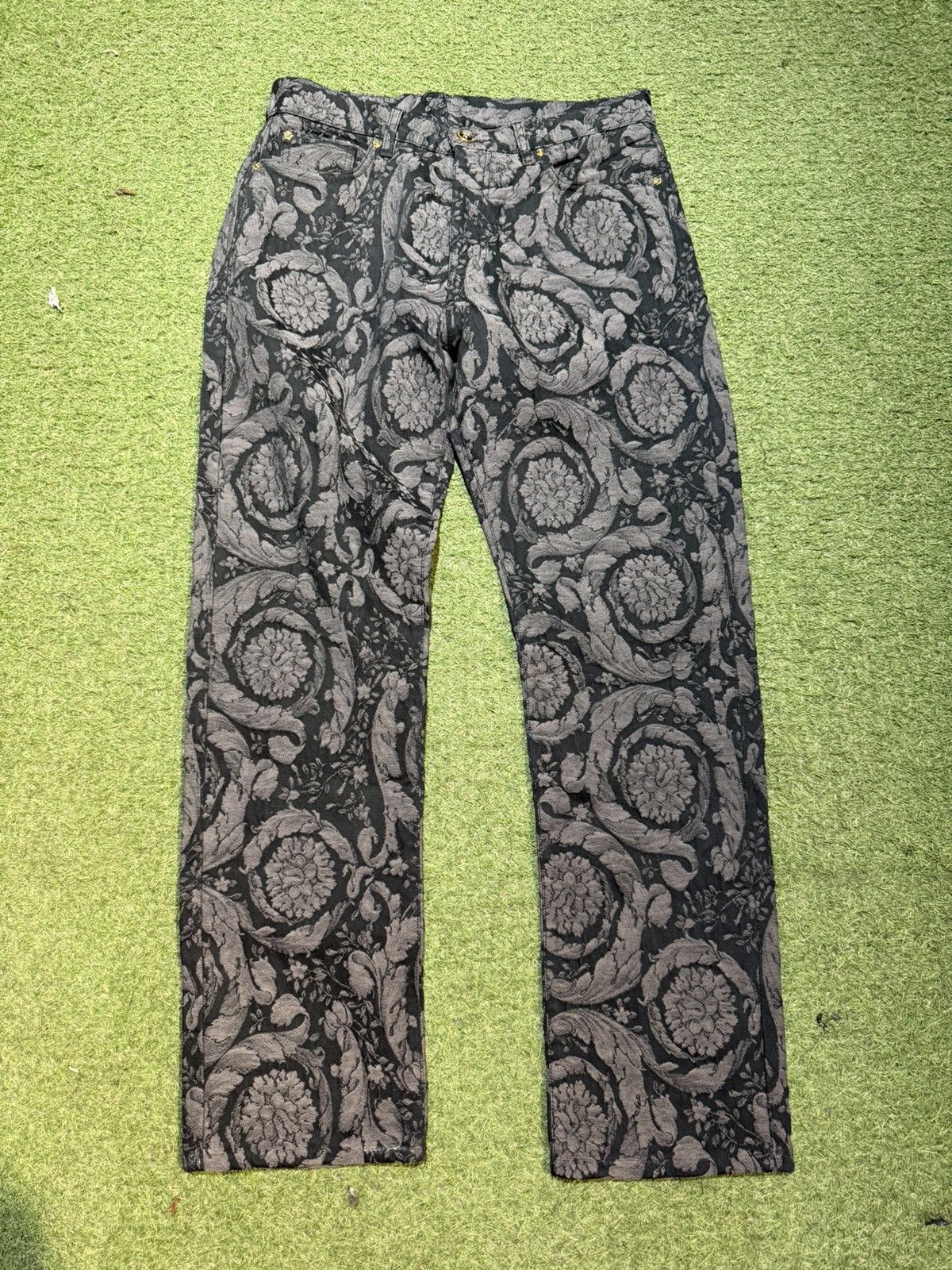 Versace VERSACE Barocco Silhouette Patterned Jeans Size US 32 / EU 48 - 1 Thumbnail