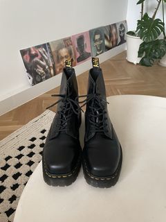 Dr Martens 8287 | Grailed