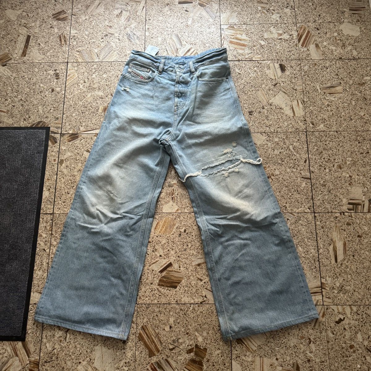 Diesel d-rise straight jeans 09E25