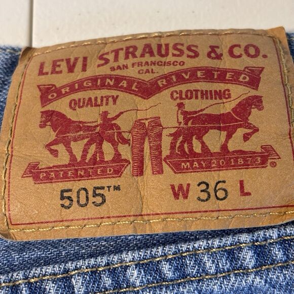 Levi's Levi Strauss & Co 505 Mens Jeans Shorts size 36 Pre-owned Size US 36 / EU 52 - 11 Thumbnail