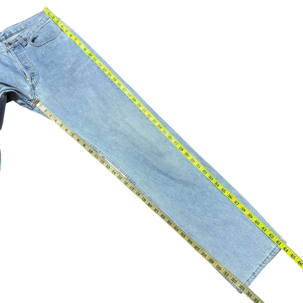 Levi's Vintage Levis 501 Faded Blue Jeans Size US 31 - 17 Thumbnail