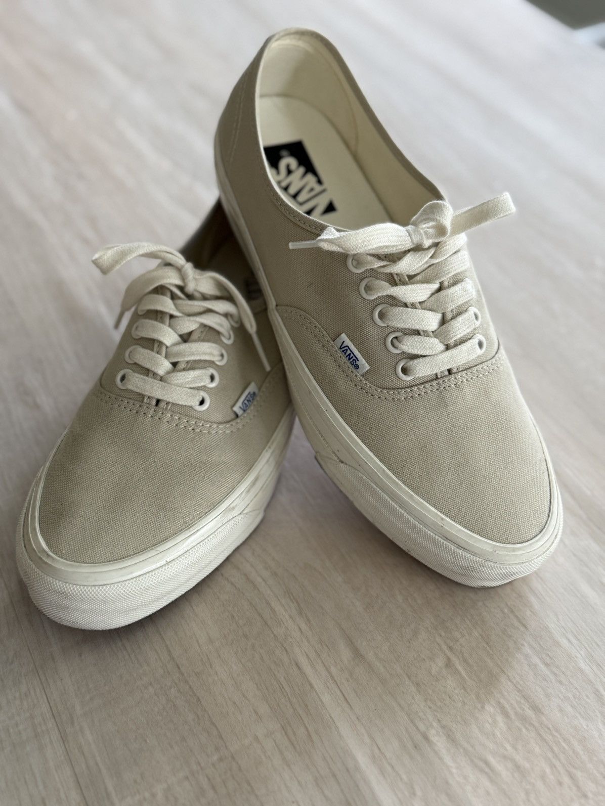 Vans Vans Authentic Reissue 44 LX Castle Wall 9.5 us Size US 9.5 / EU 42-43 - 3 Thumbnail
